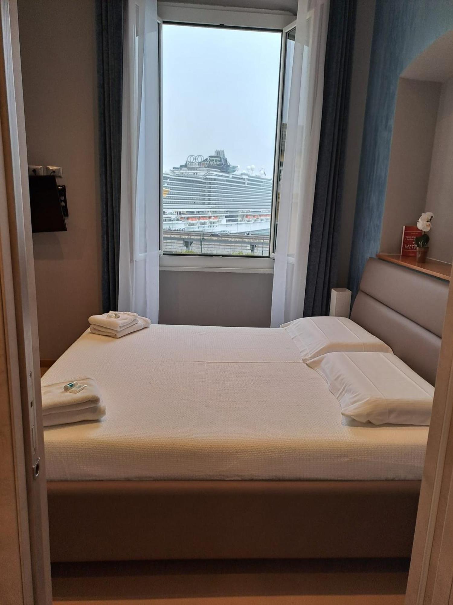 Standard Single Room with Sea View
