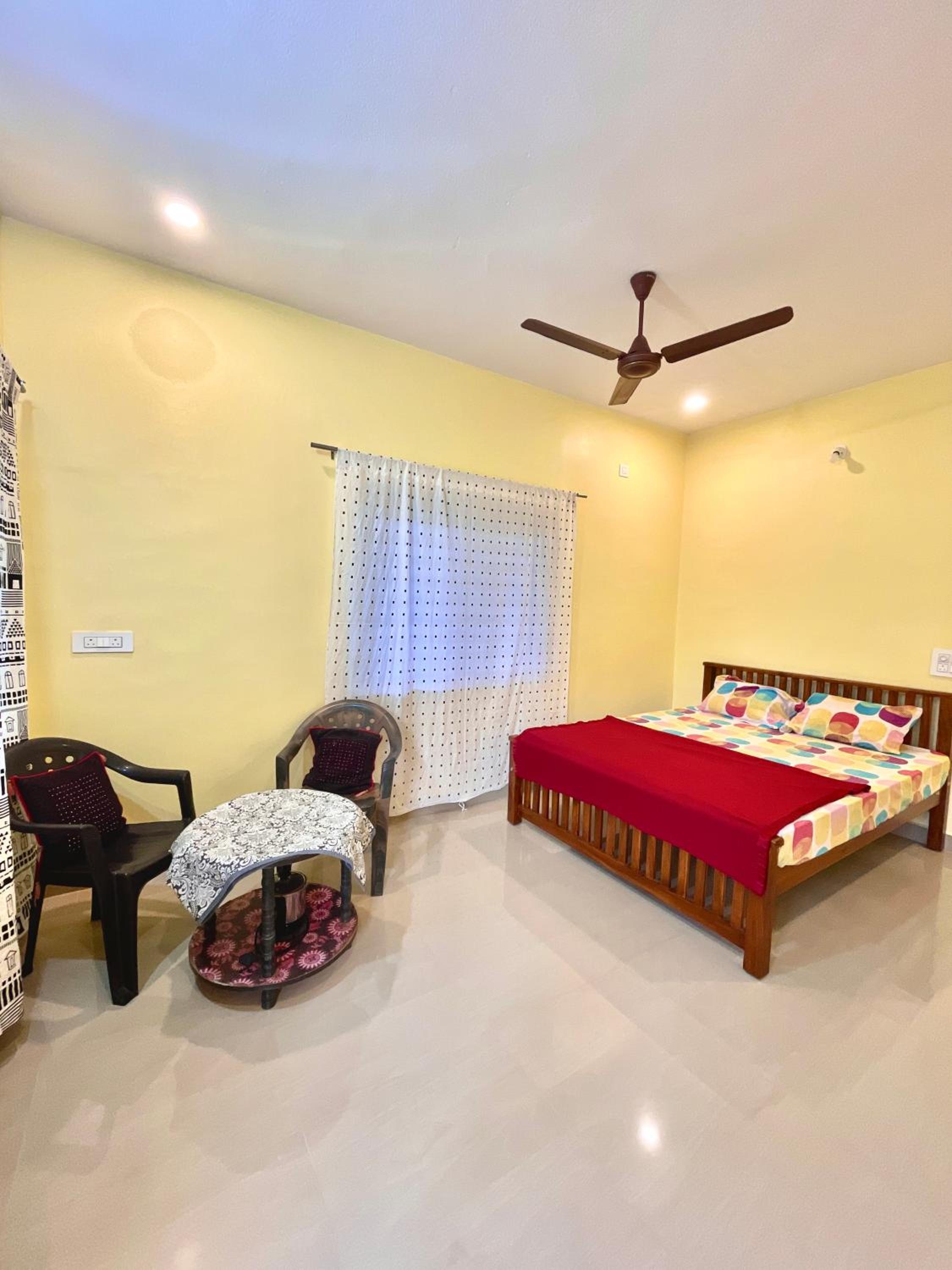 Family Room photo 3