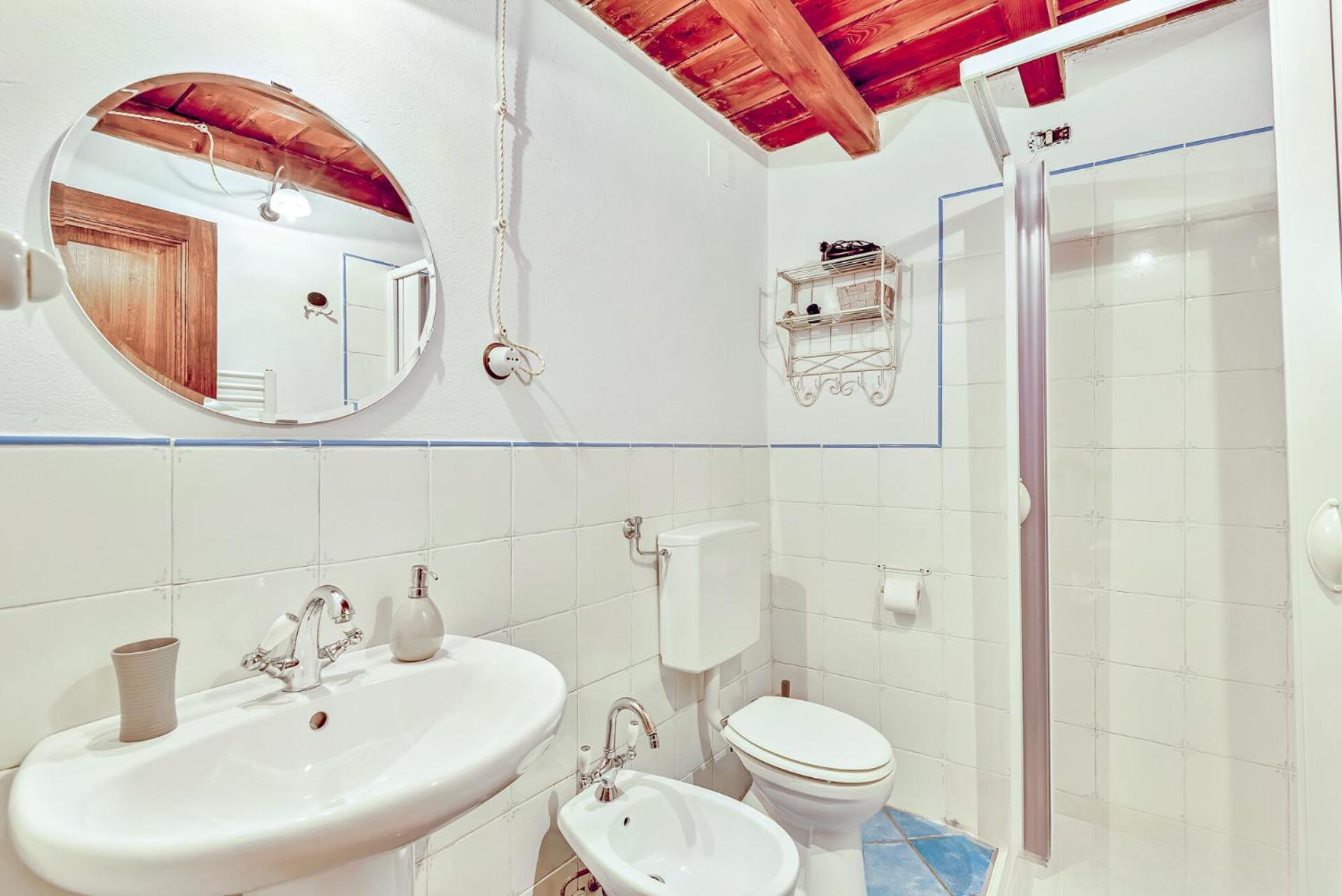 Duplex Suite - Photo 2