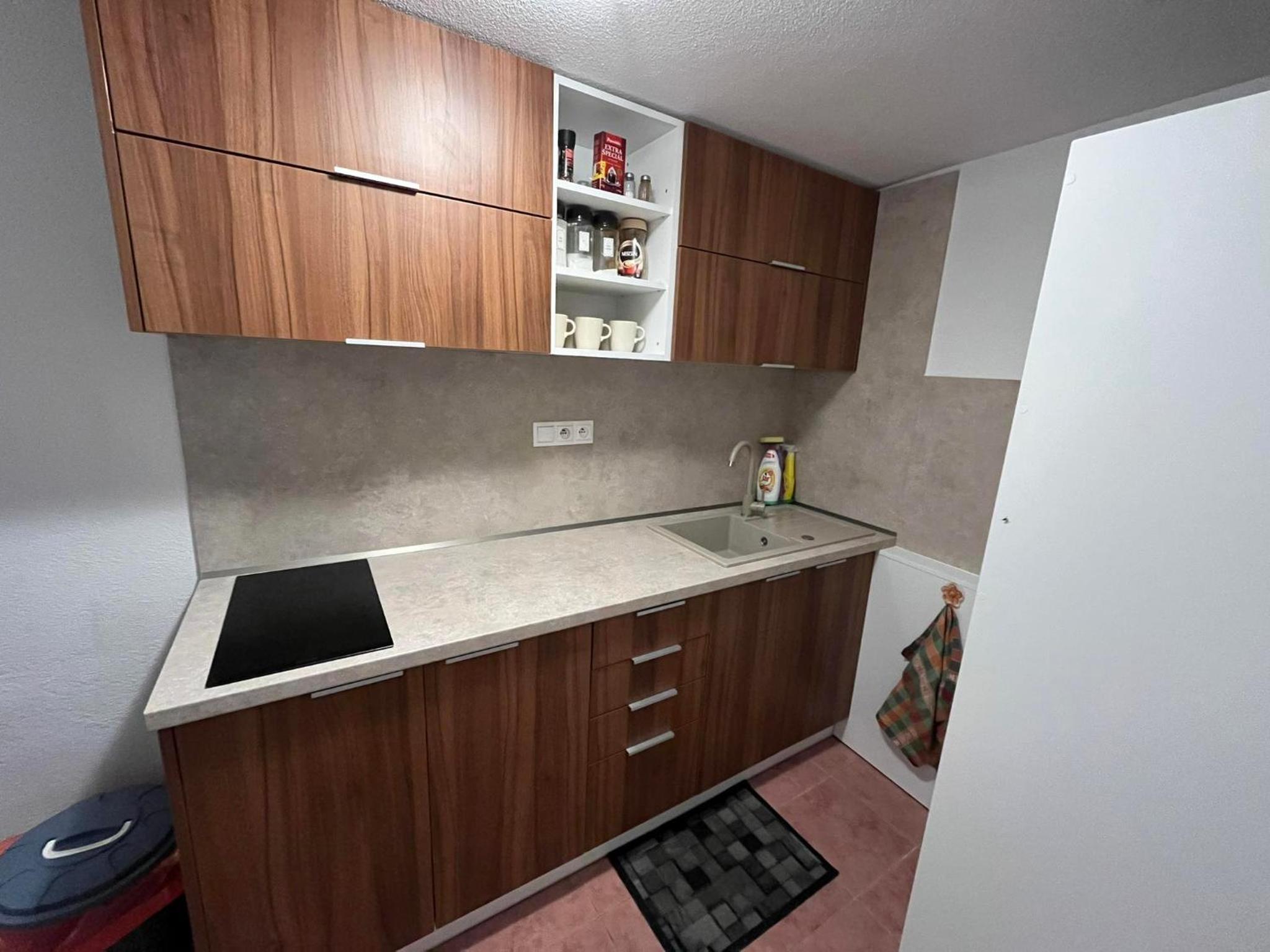 Apartment - Ground Floor - Photo 2