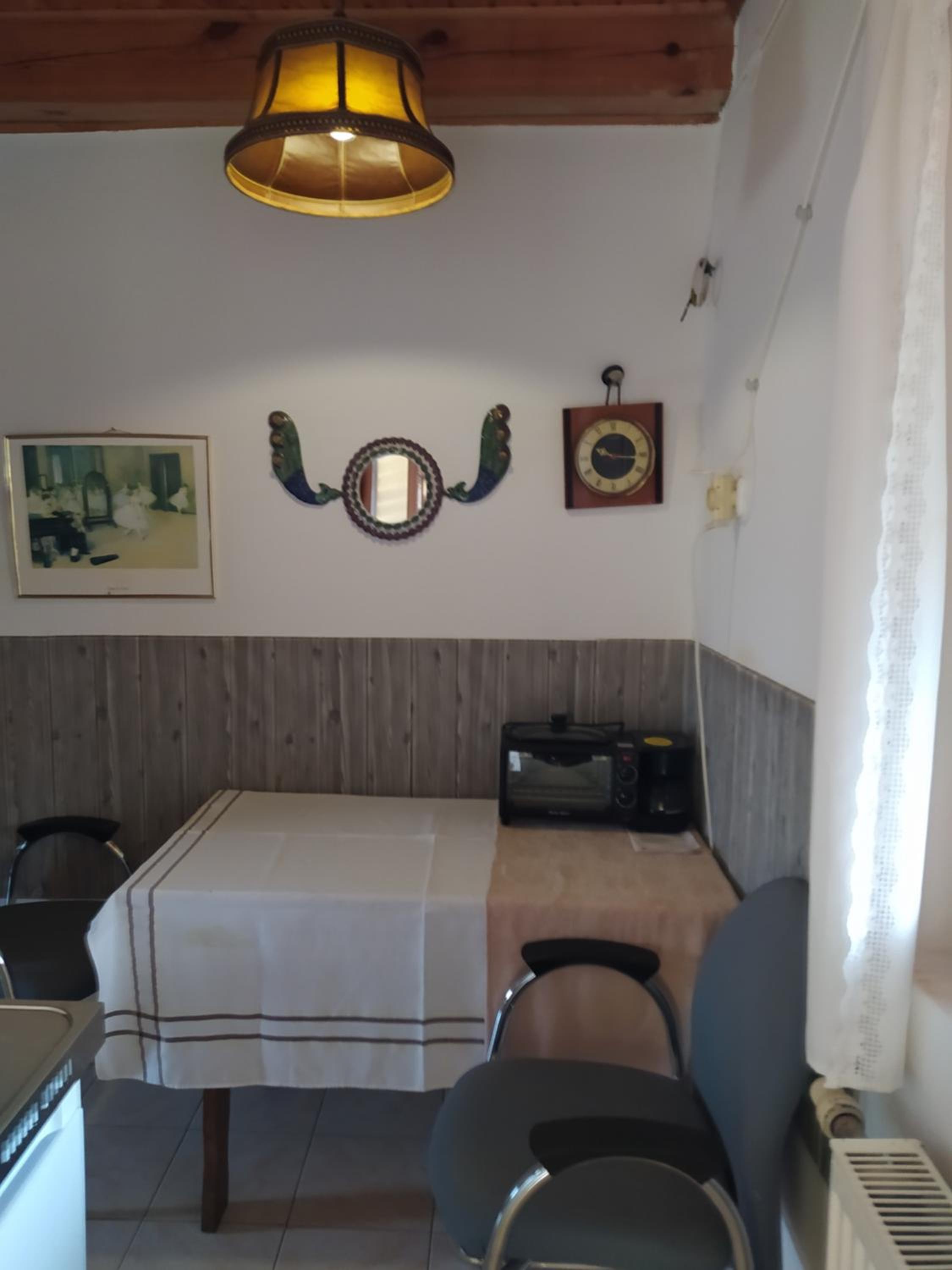 Twin Room with Bathroom photo 2