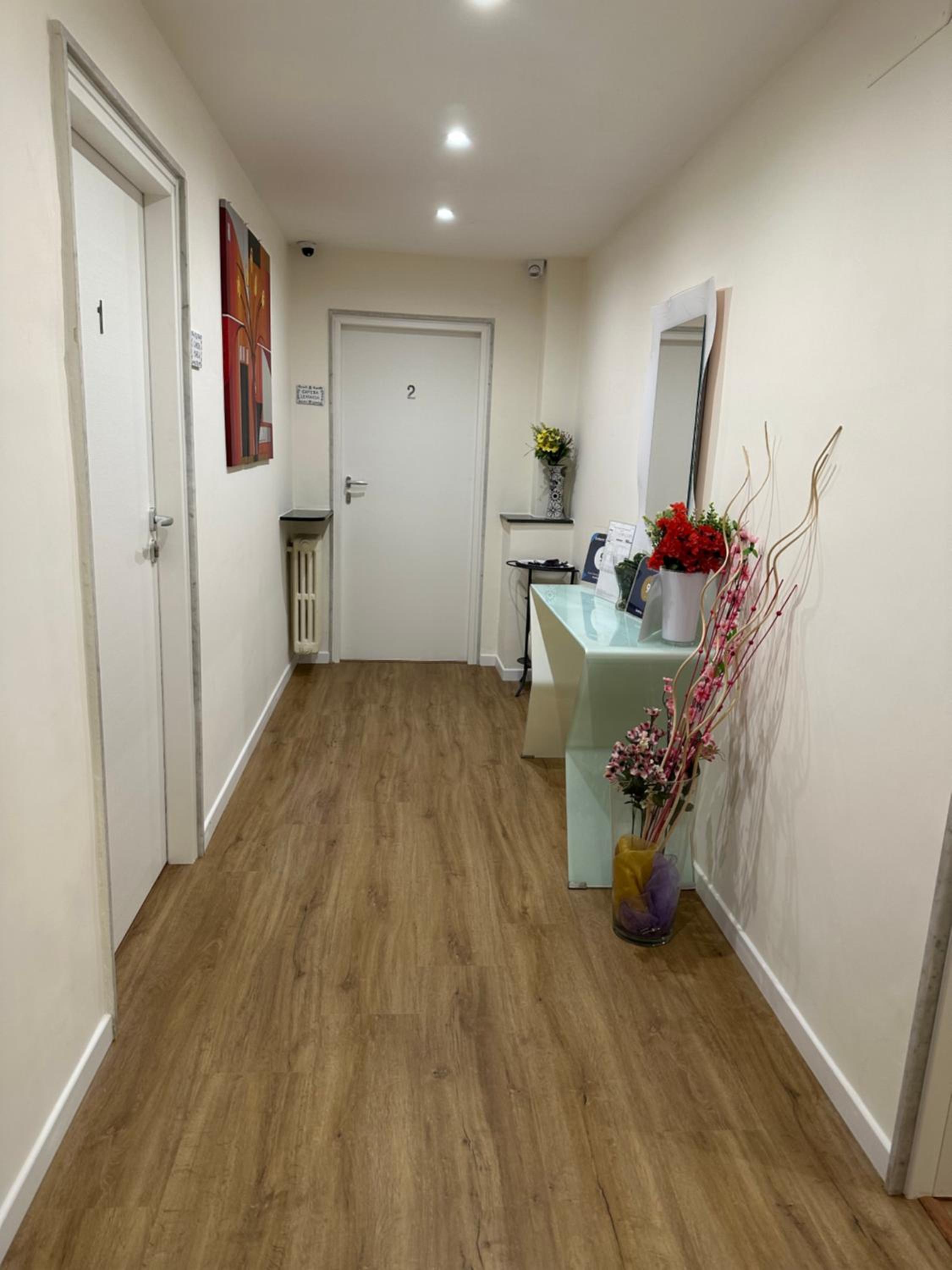 Double or Twin Room with Balcony - Photo 14