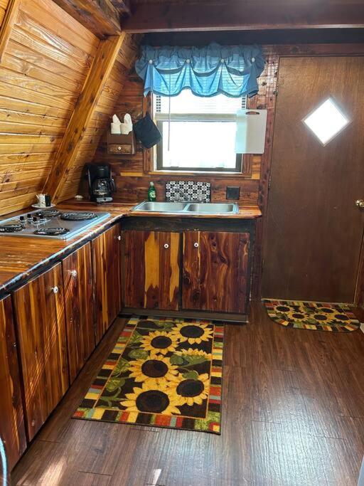 Two-Bedroom House photo 2