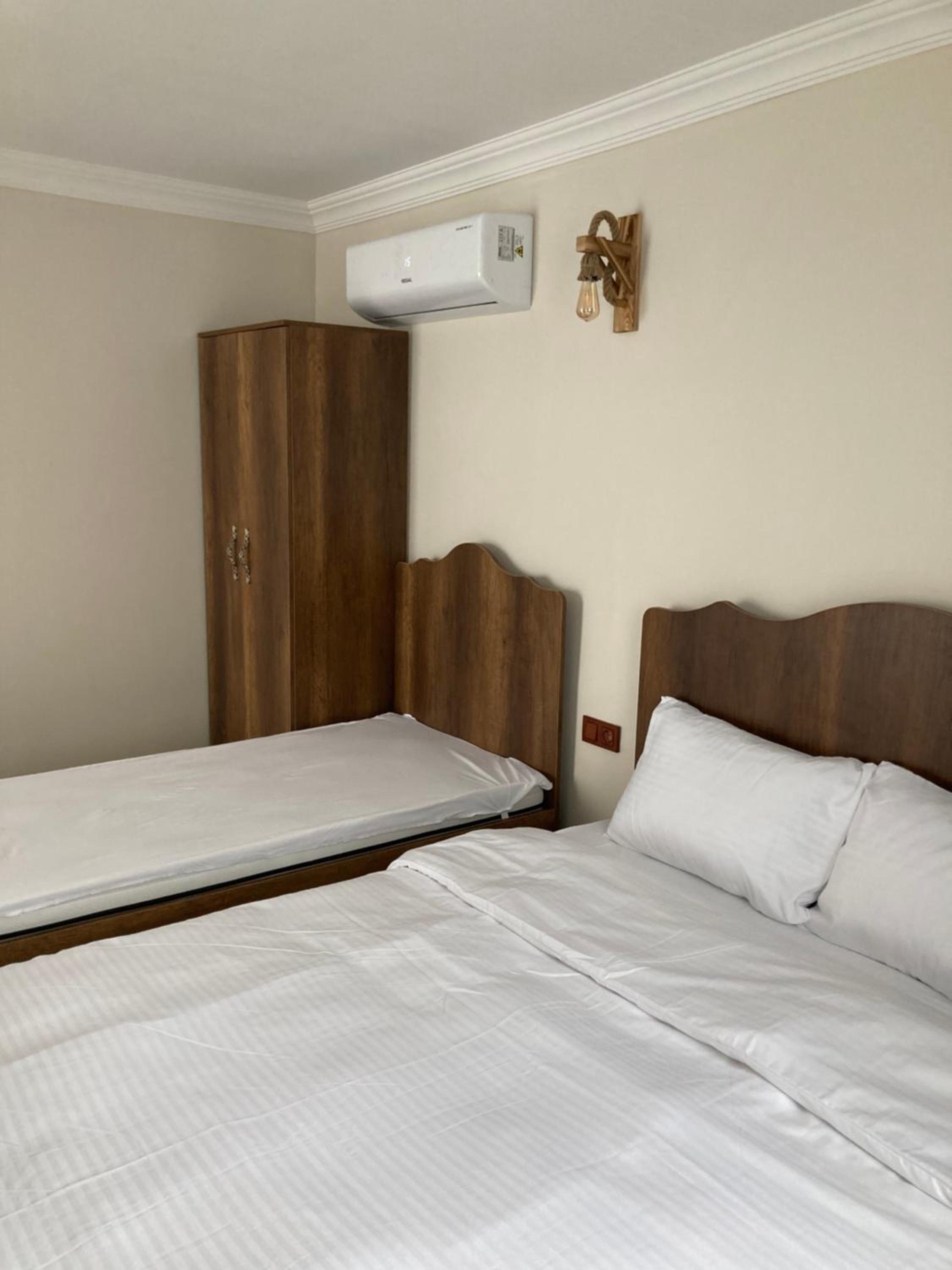 Quadruple Room with Terrace photo 2