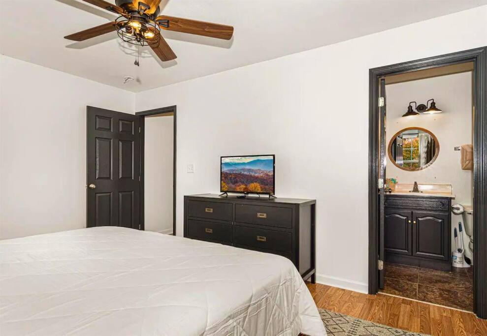 Two-Bedroom House photo 1