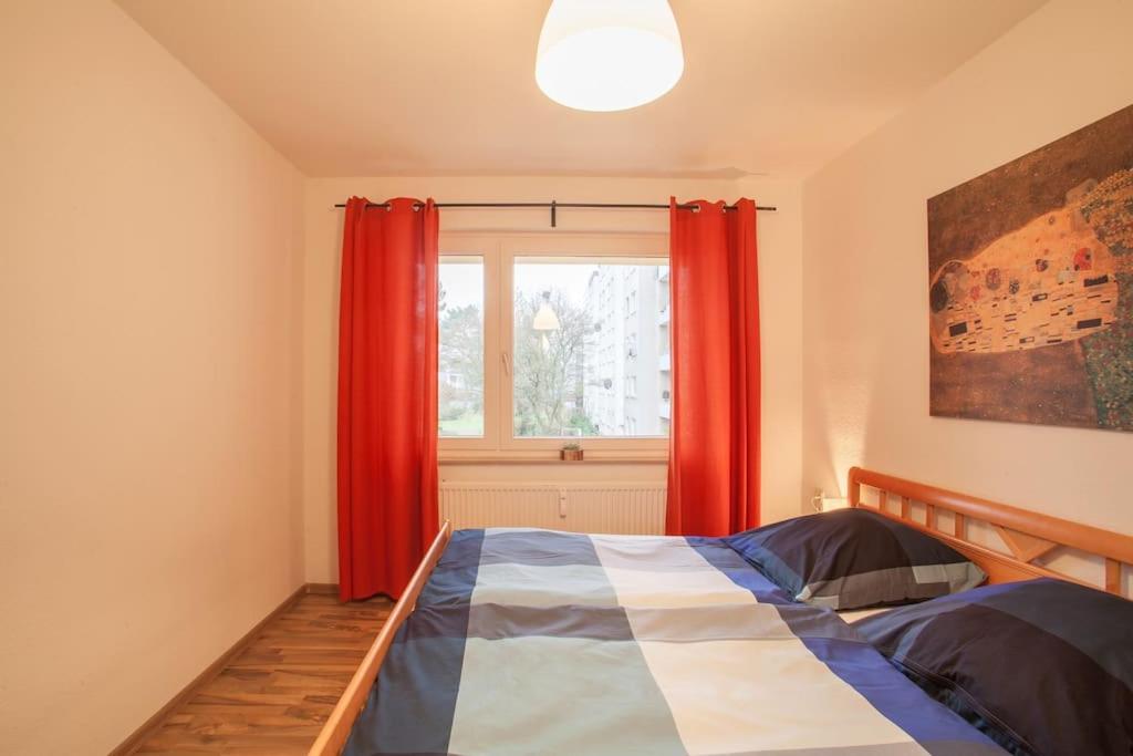 Apartment with Balcony photo 1
