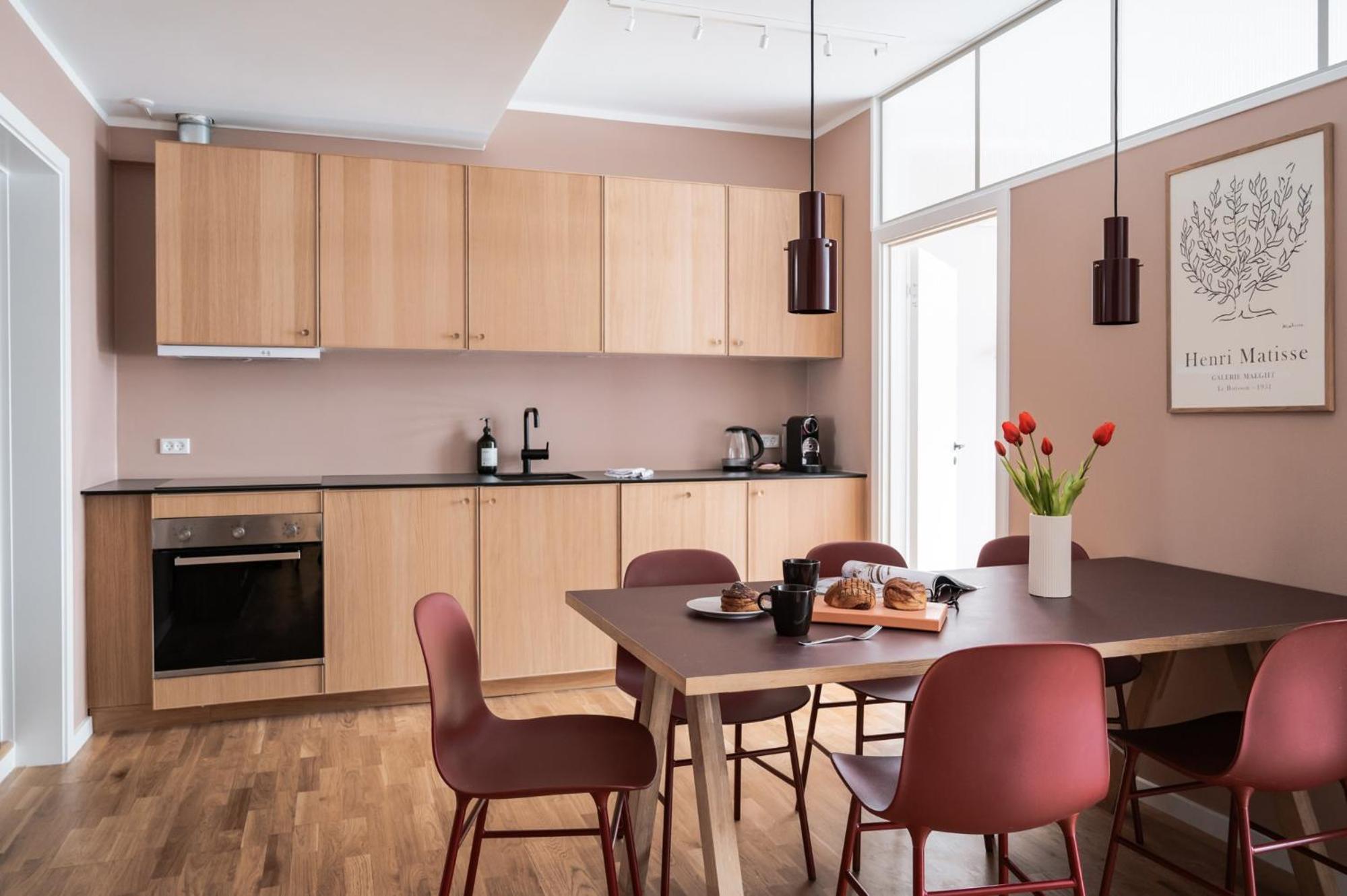 2 bed 2 bath apartment - Photo 3
