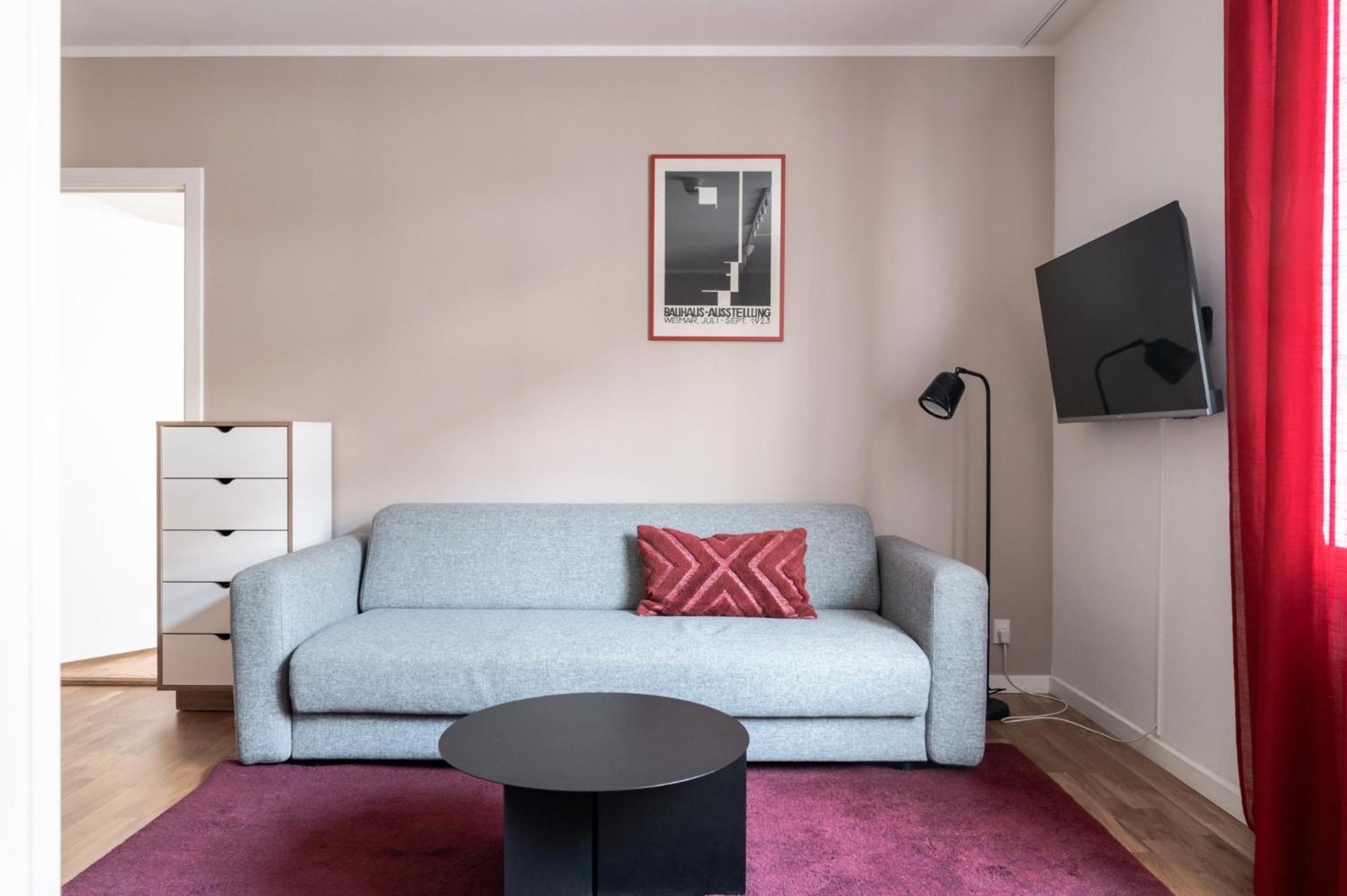 Two-Bedroom Apartment - Photo 8