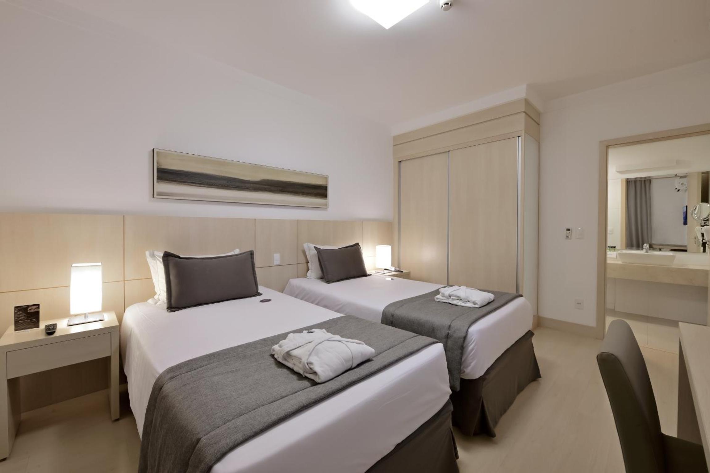 Superior Suite with 2 Single Beds, photo 7