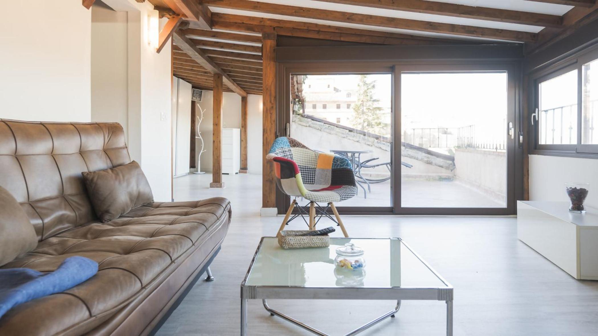 Penthouse Apartment - Photo 1