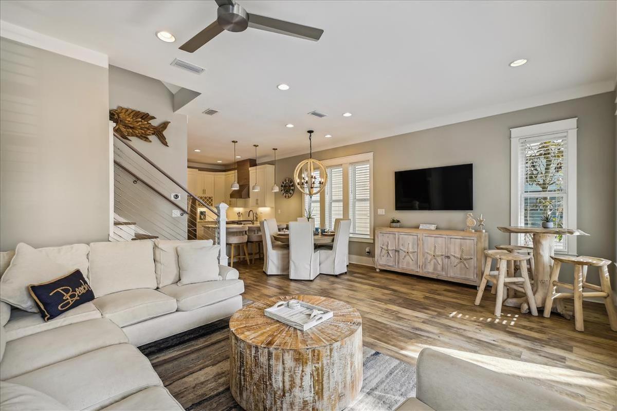 Four-Bedroom House photo 1