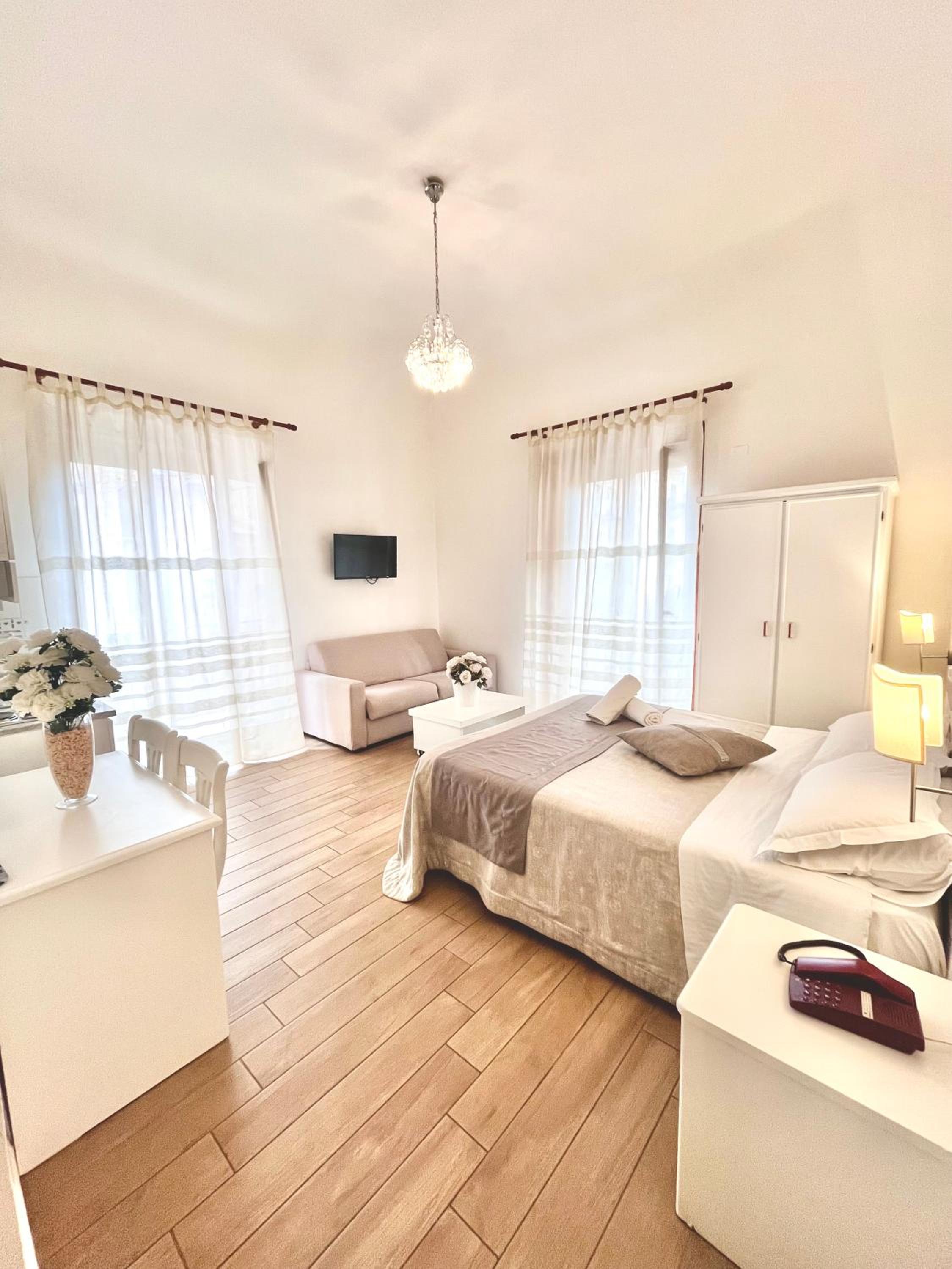 Double Room - Photo 1