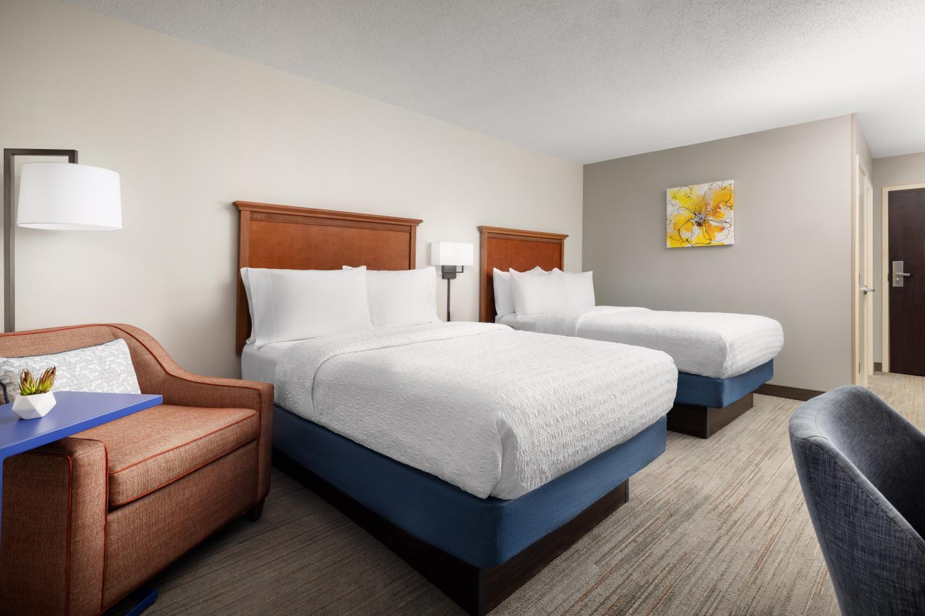 Double Room with Two Double Beds - Non-Smoking photo 3