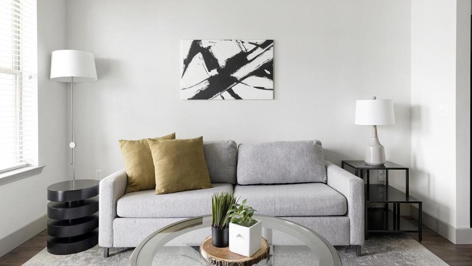 Apartment photo 1