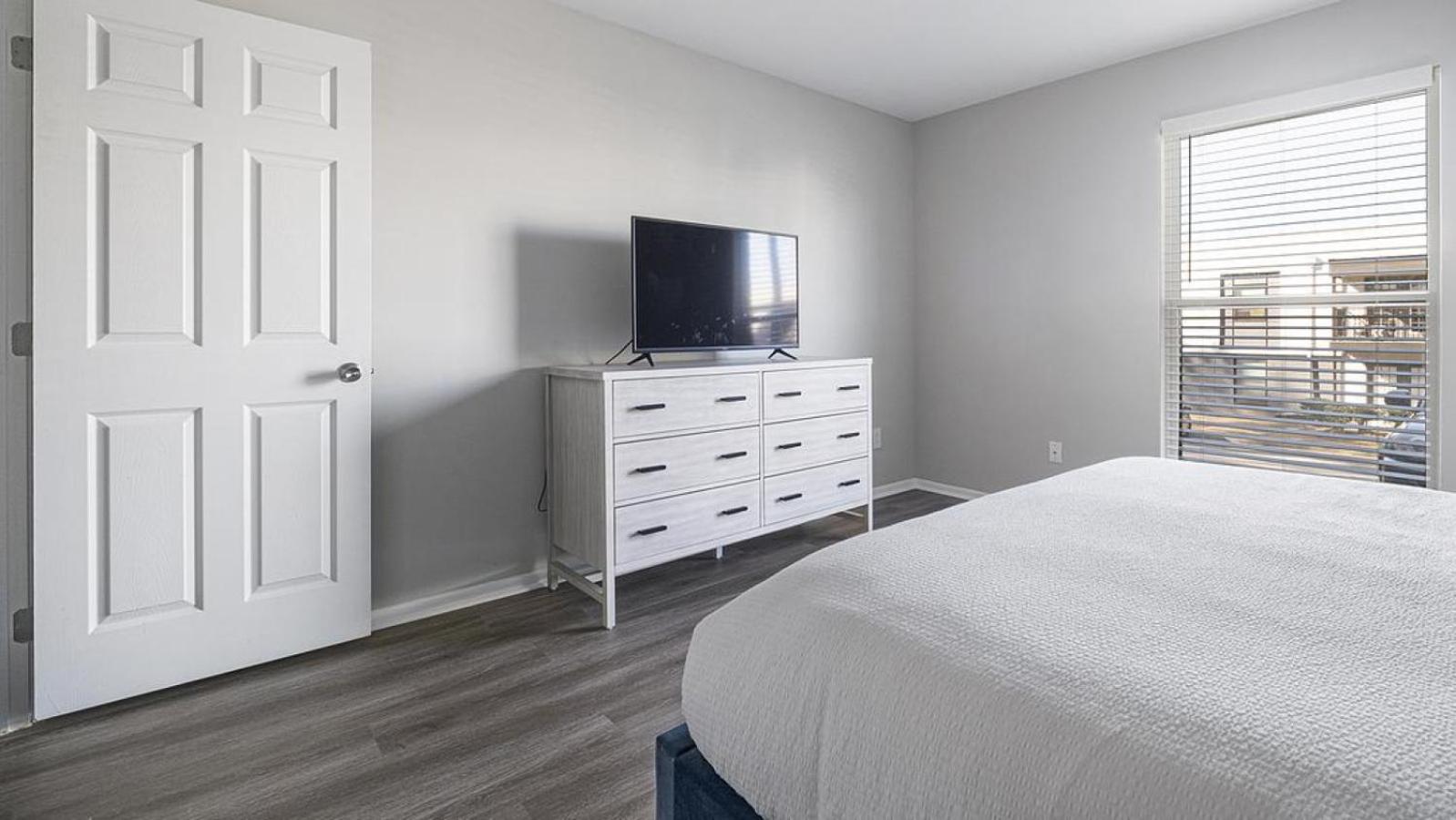 Apartment photo 2
