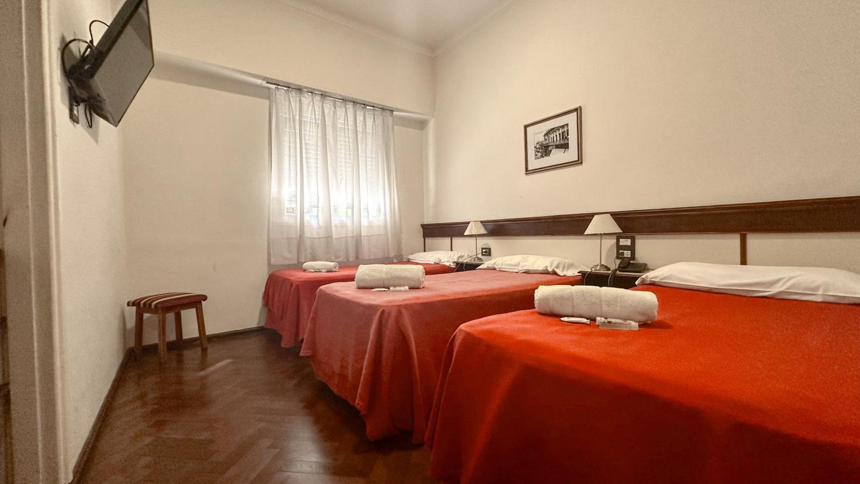 Triple Room