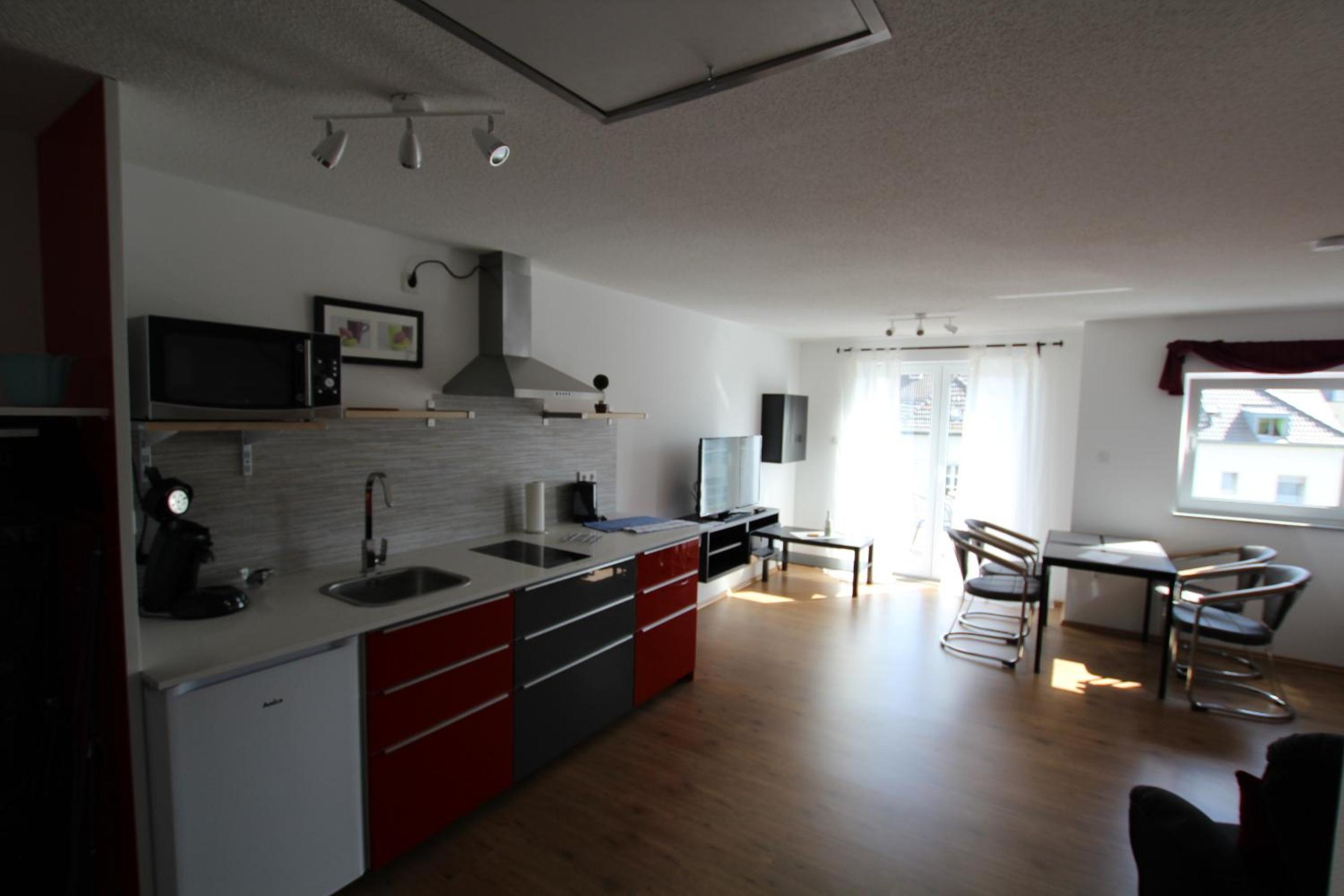 Maisonette Apartment - Right photo 3
