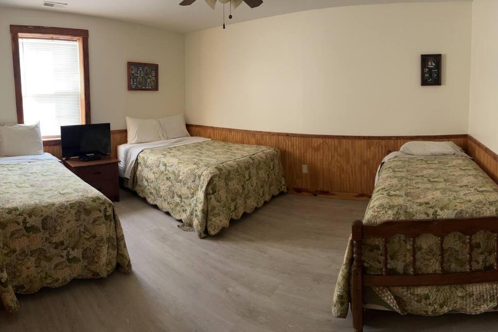 Three-Bedroom House photo 1
