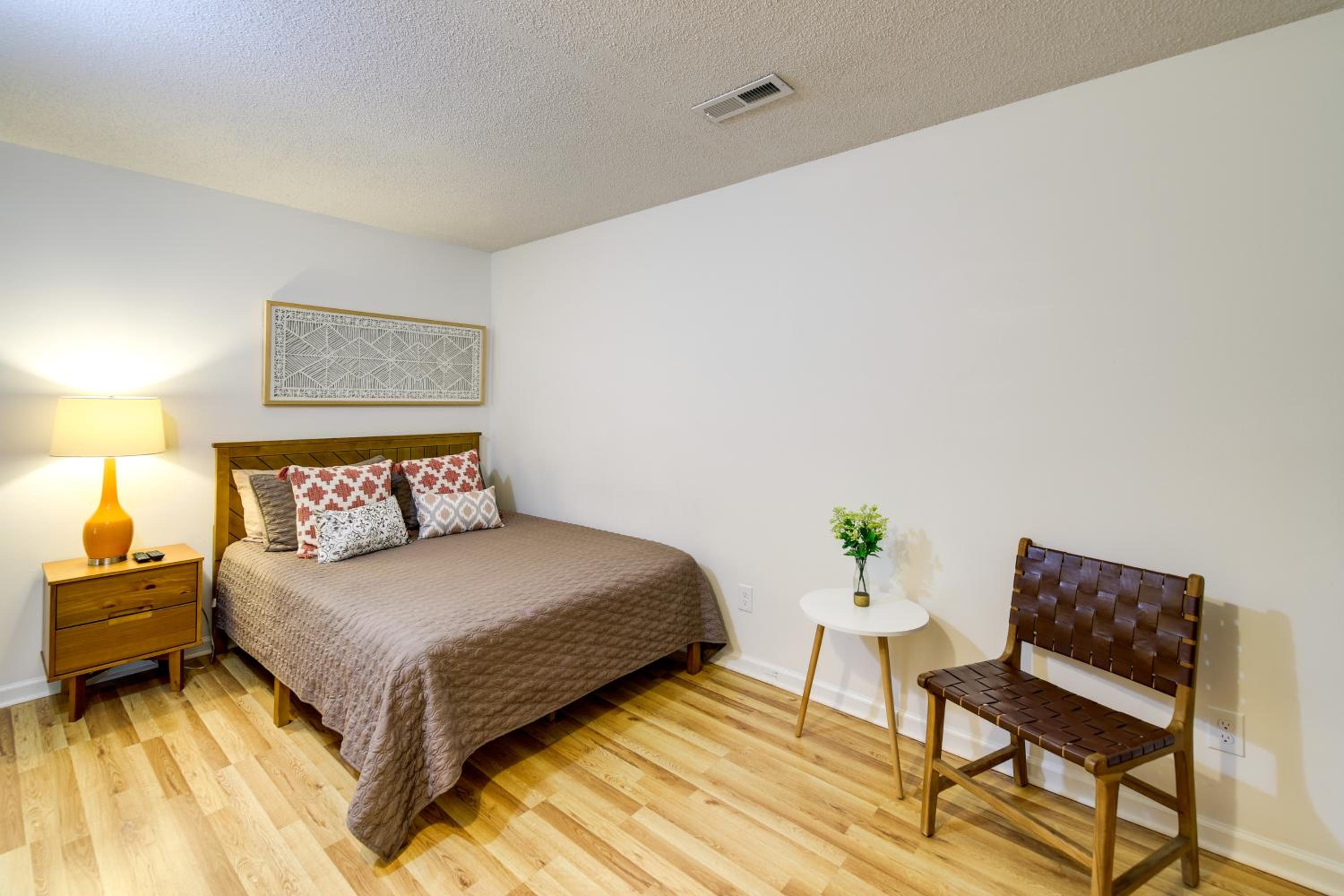 Three-Bedroom House photo 1