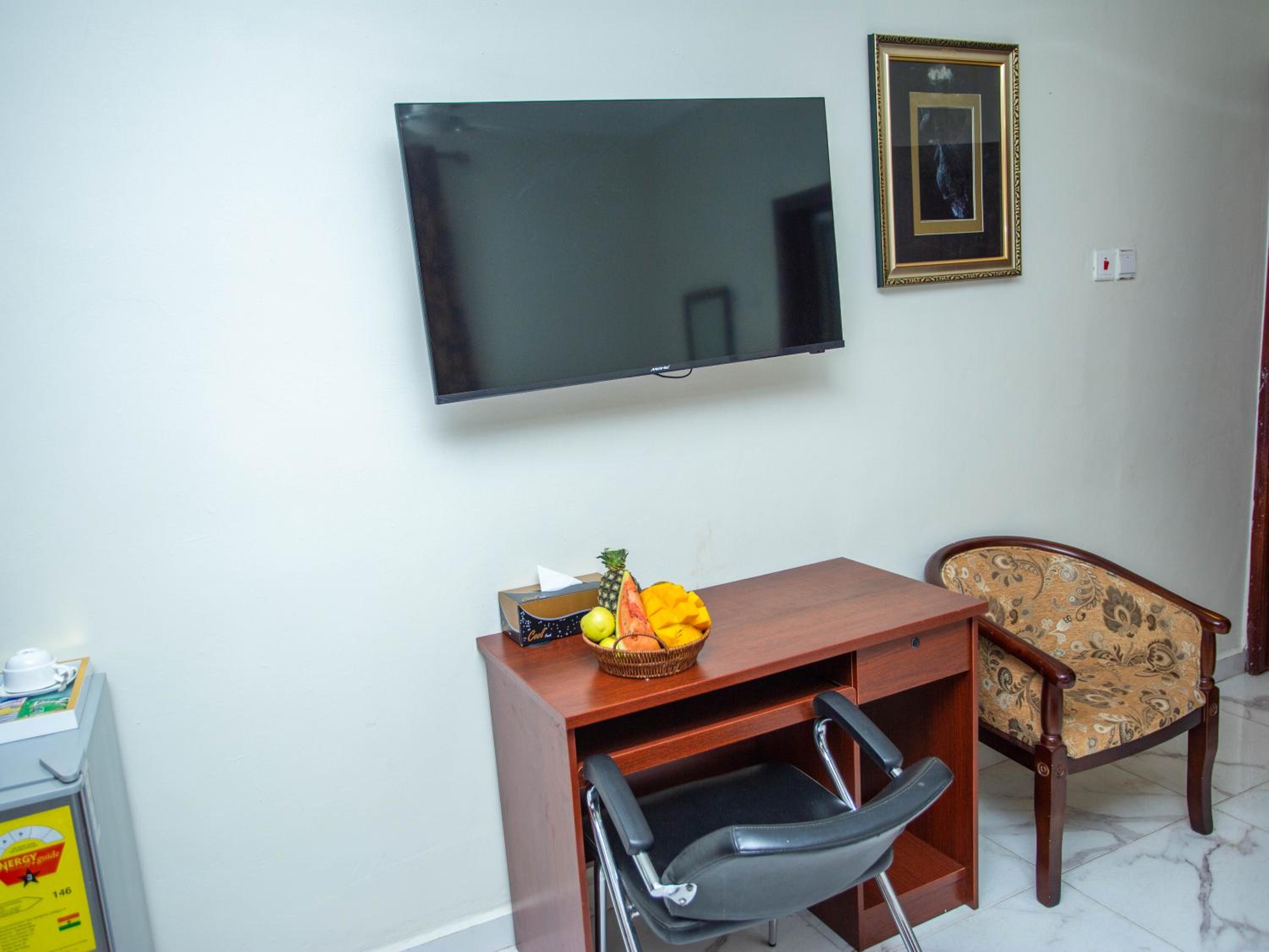 Deluxe Queen Room