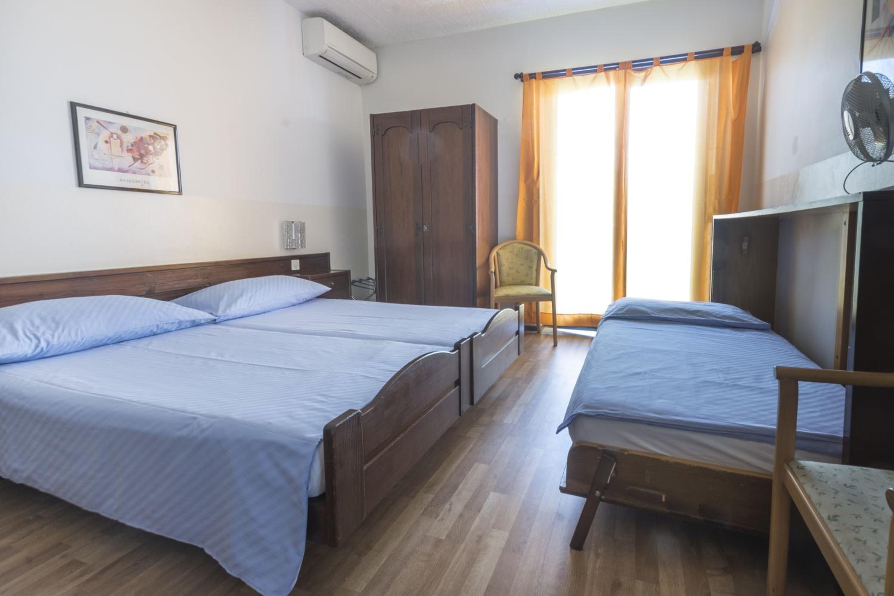 Triple Room with Balcony