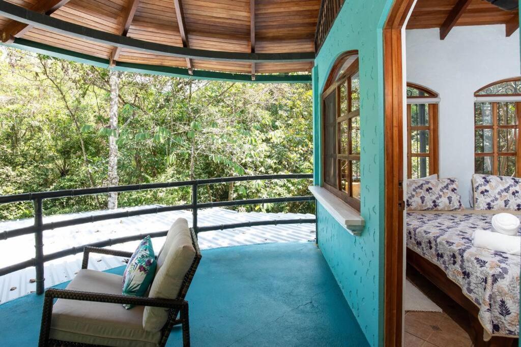 Three-Bedroom Villa photo 3