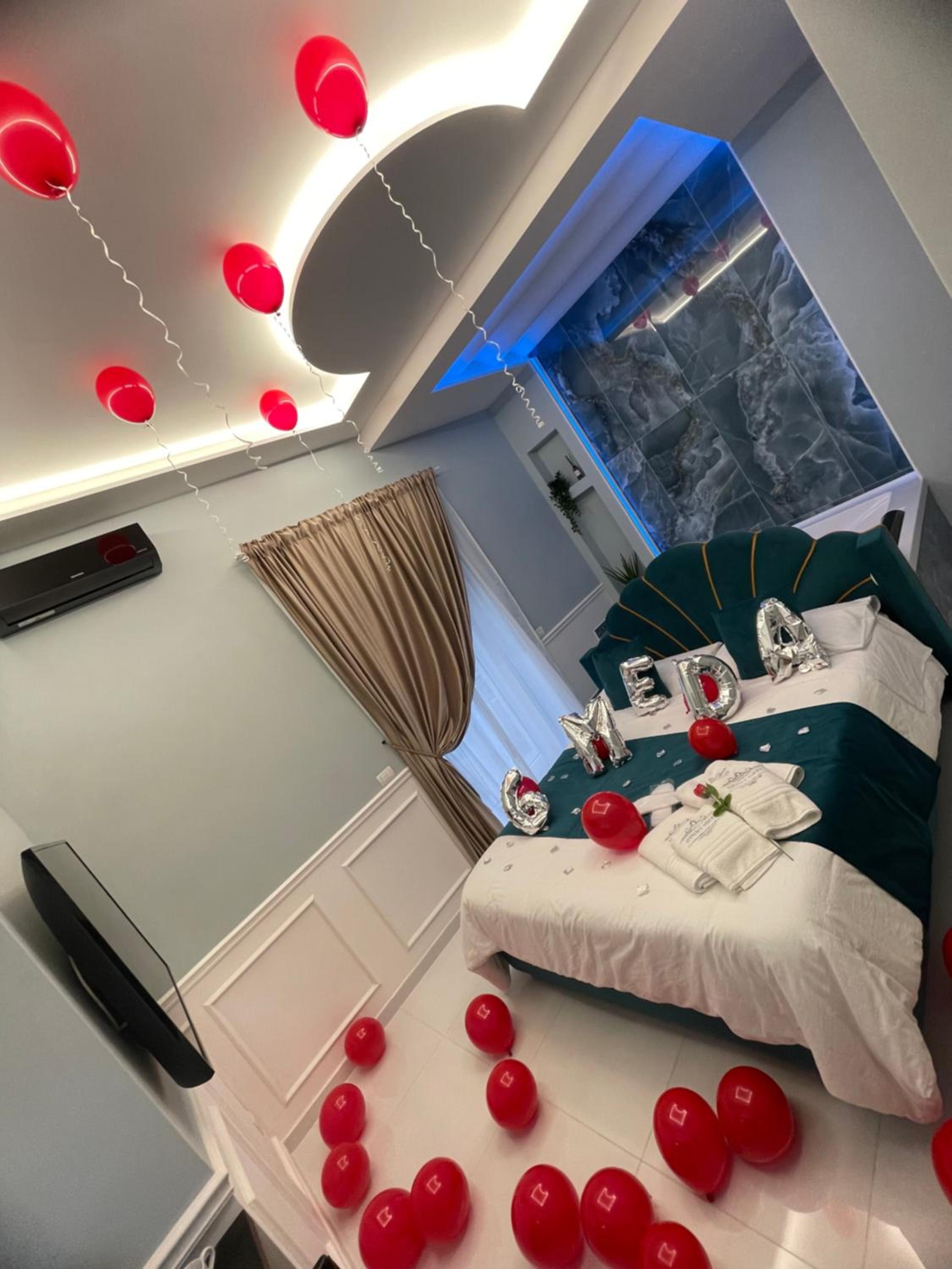 King Room with Spa Bath