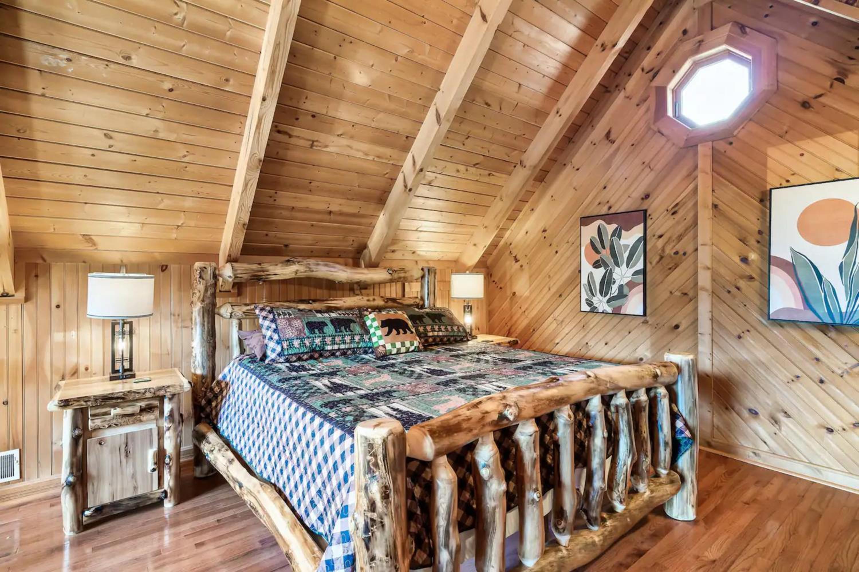 One-Bedroom House photo 1