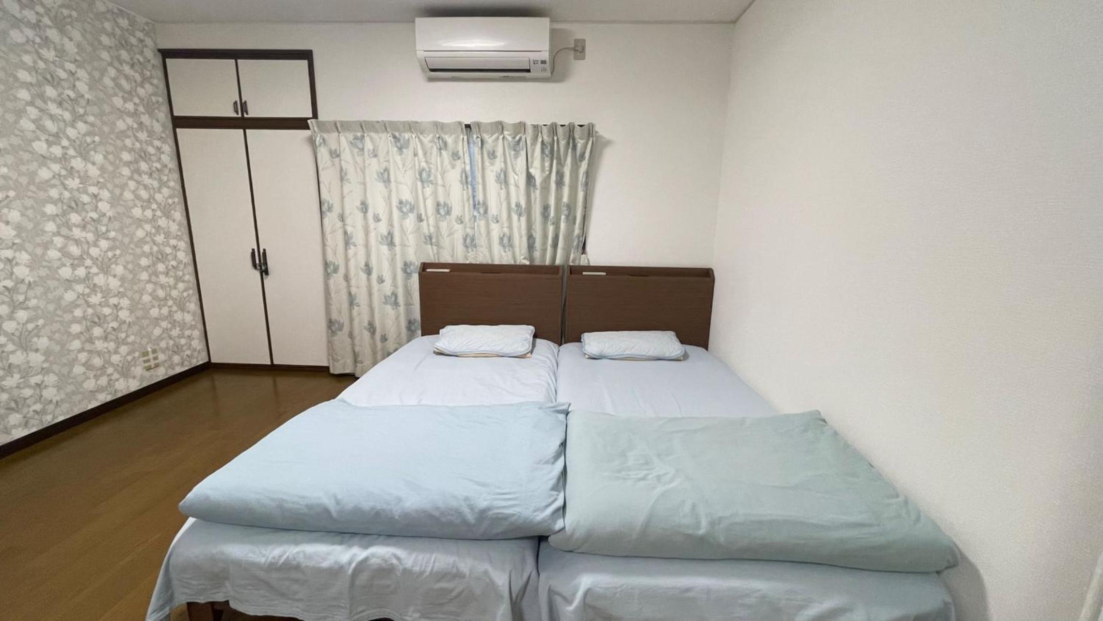 Two-Bedroom House - Photo 31