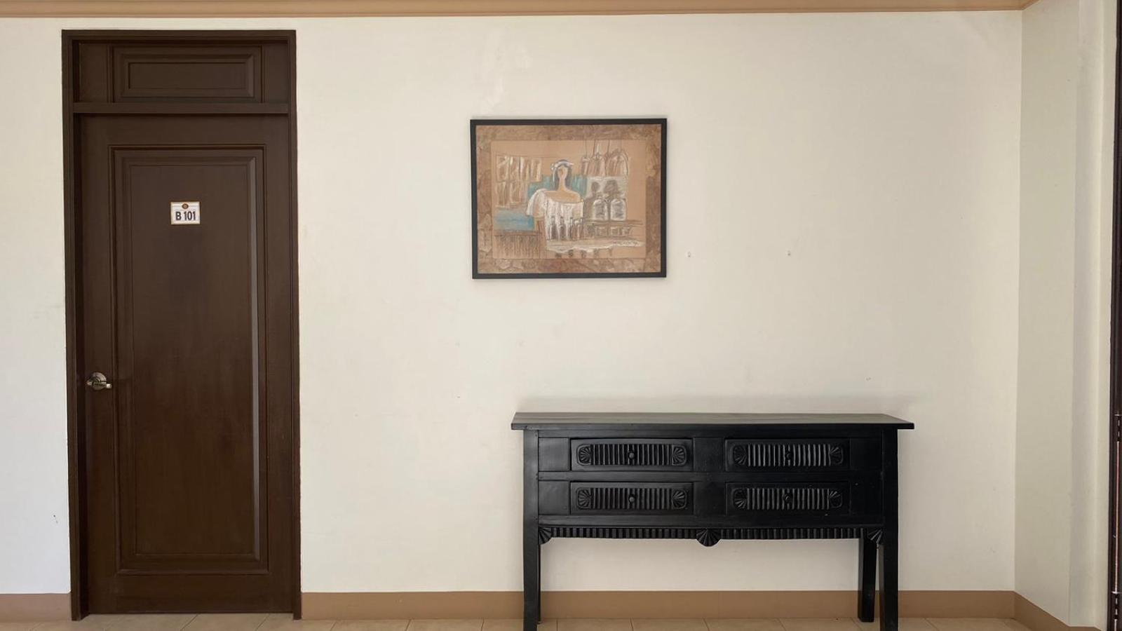 6-Bed Mixed Dormitory Room photo 2