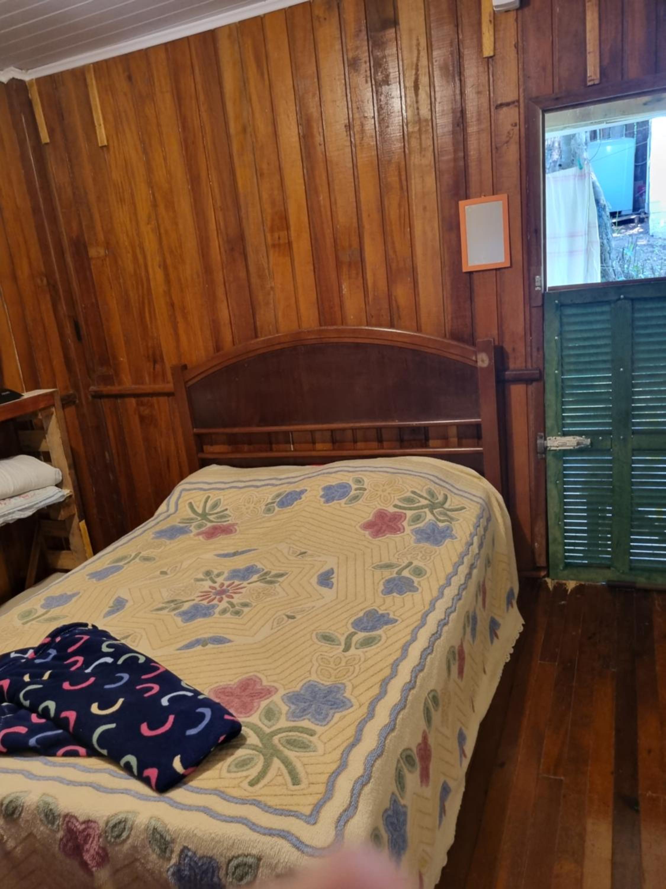 One-Bedroom House photo 1