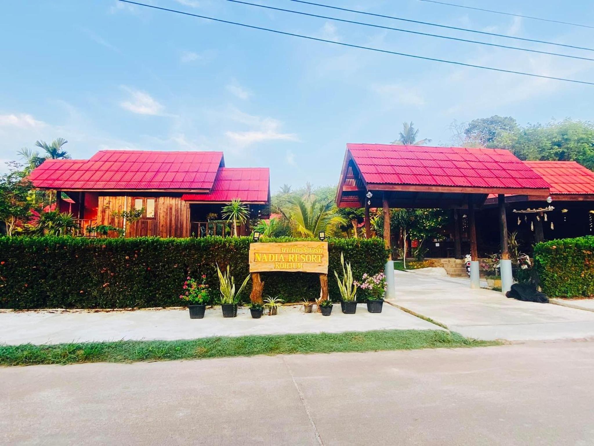 Standard Bungalow - Photo 2