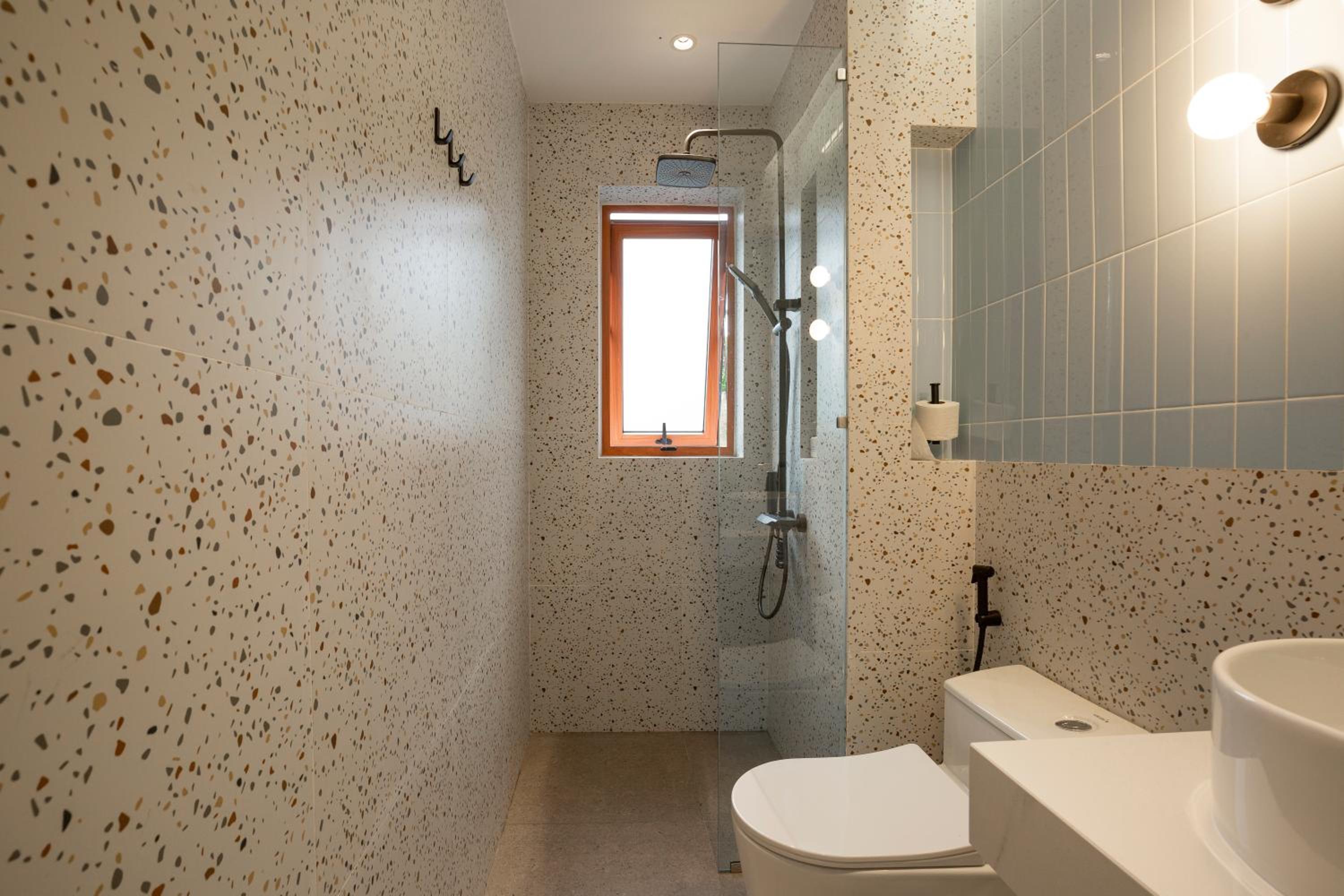 Deluxe Double Room with Balcony photo 2