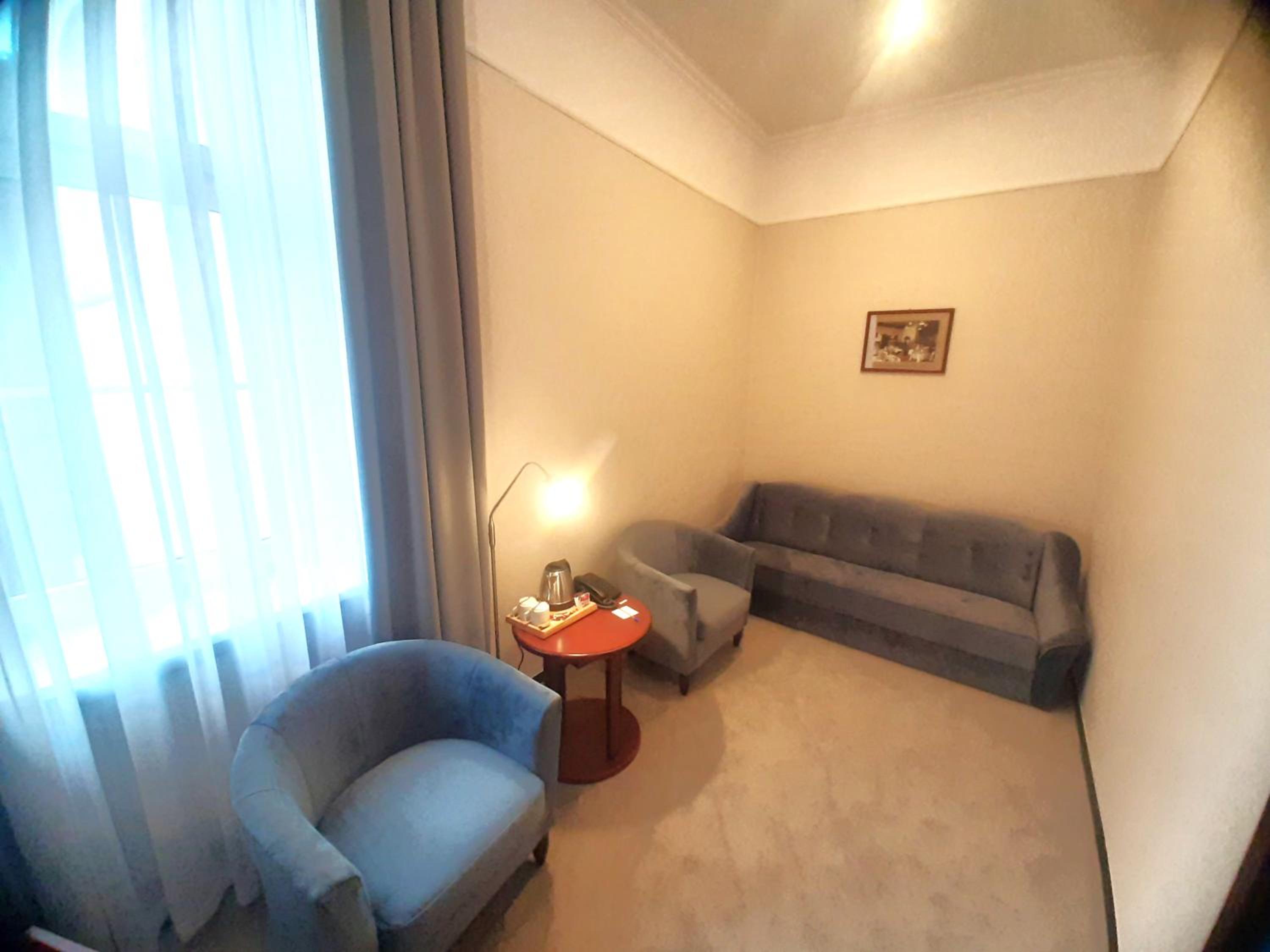 Business Double Room with Gym Access - Photo 10