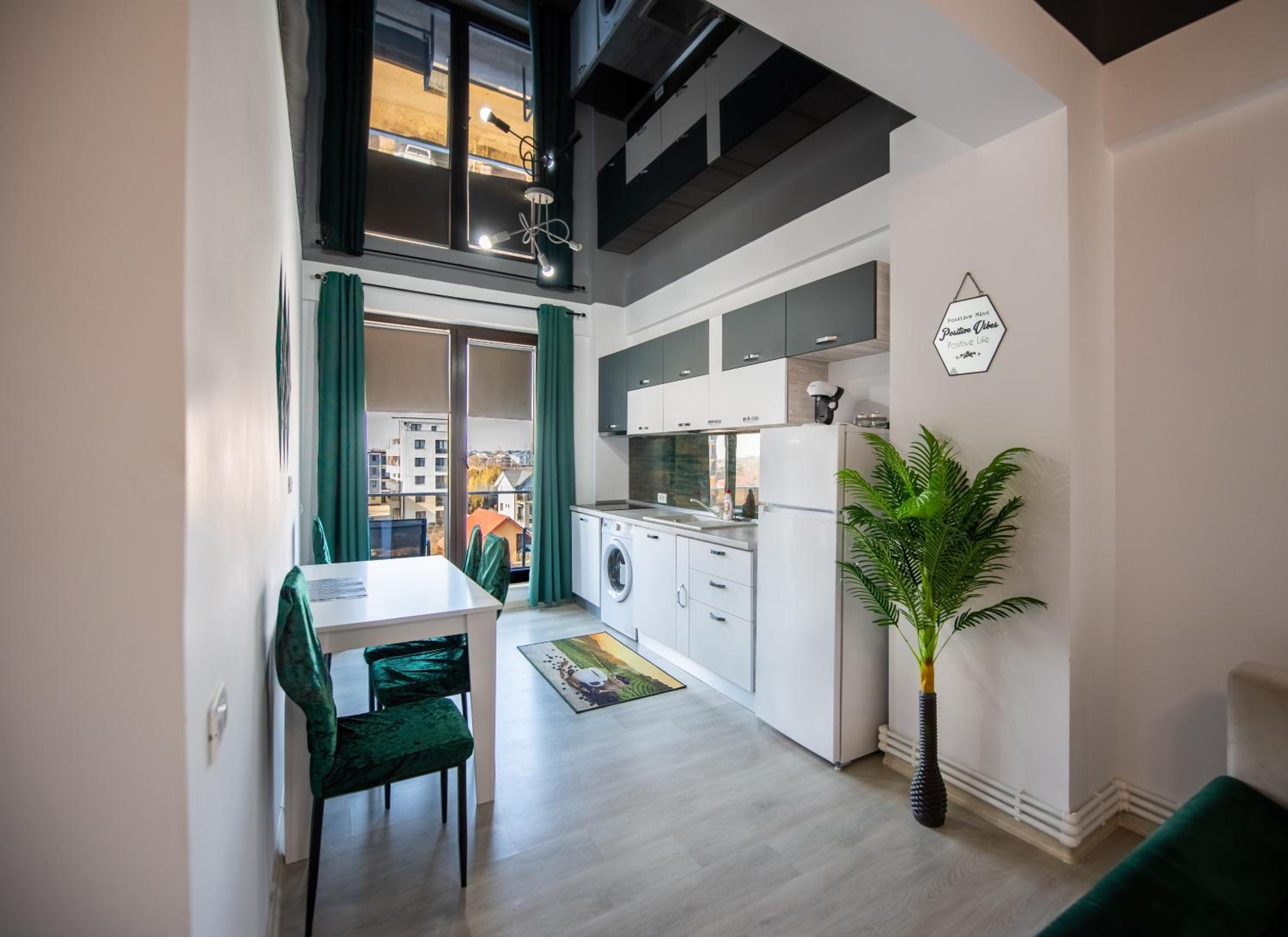 One-Bedroom Apartment - Photo 2