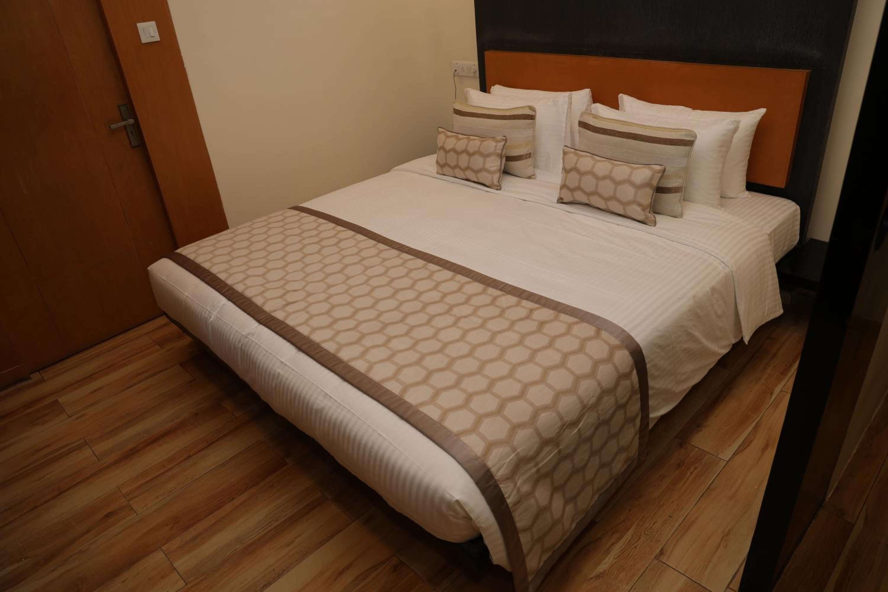 Superior Double Room - Photo 9