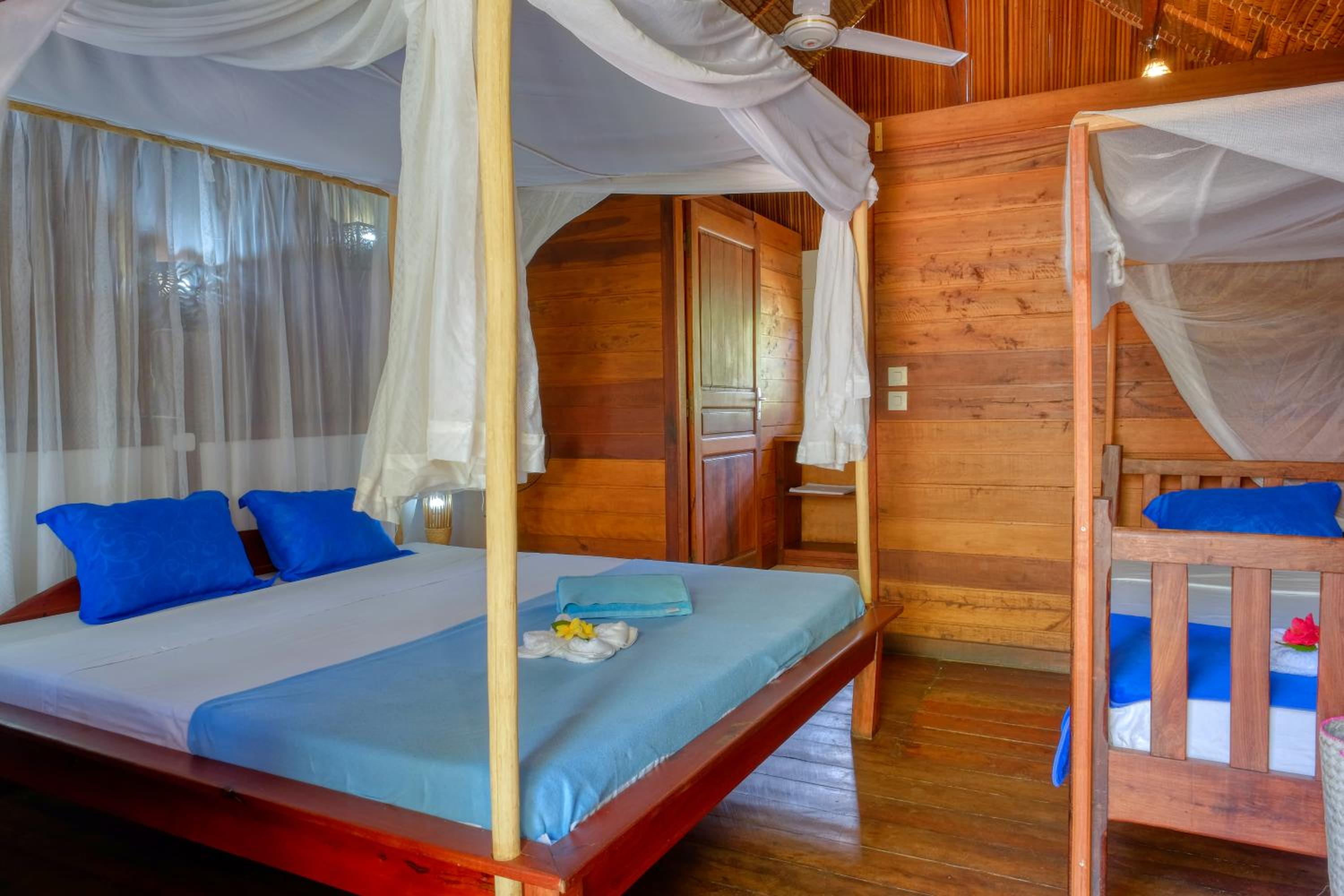 Bungalow - Beach Front photo 1