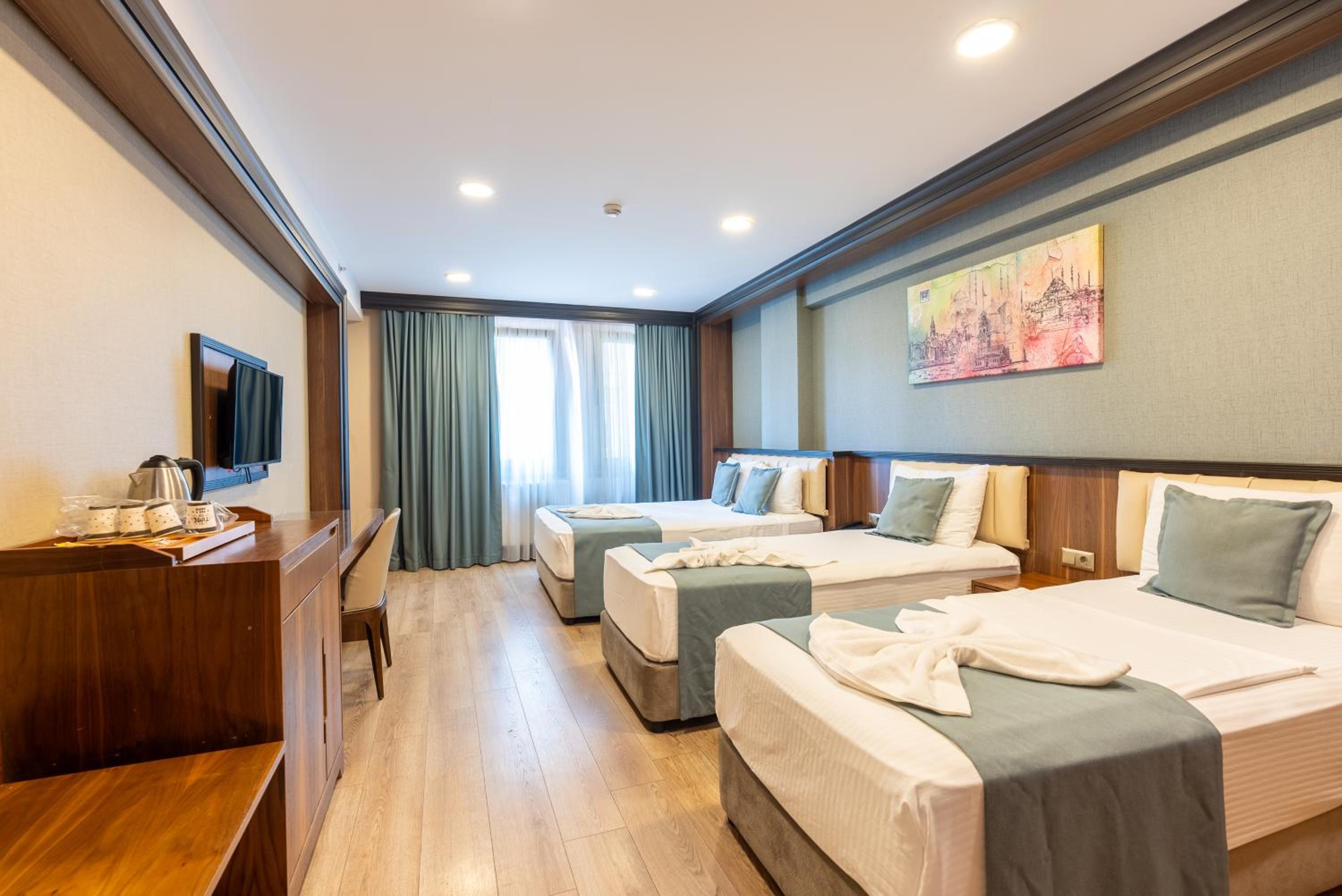 Standard Quadruple Room photo 2