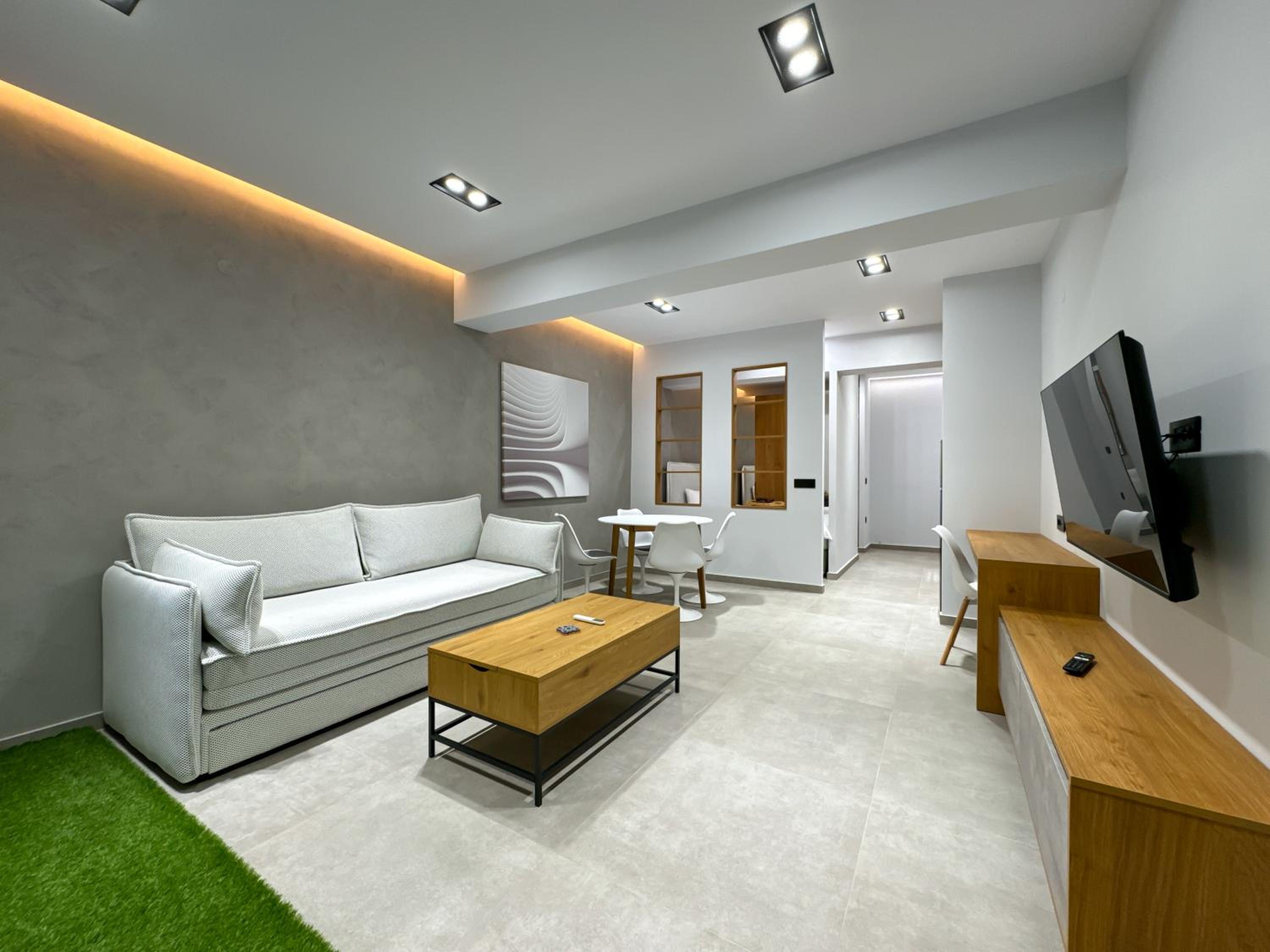 One-Bedroom Apartment