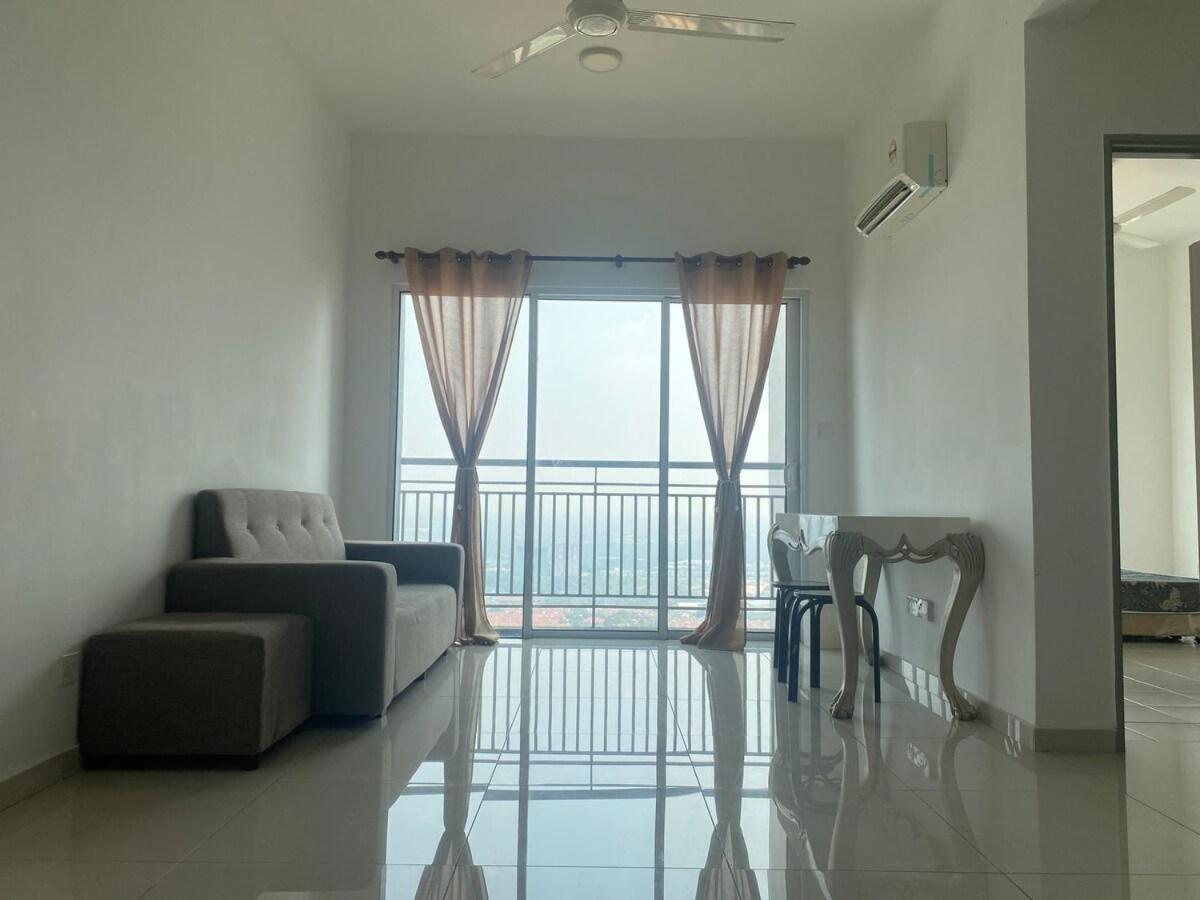 Apartment with Mountain View photo 1