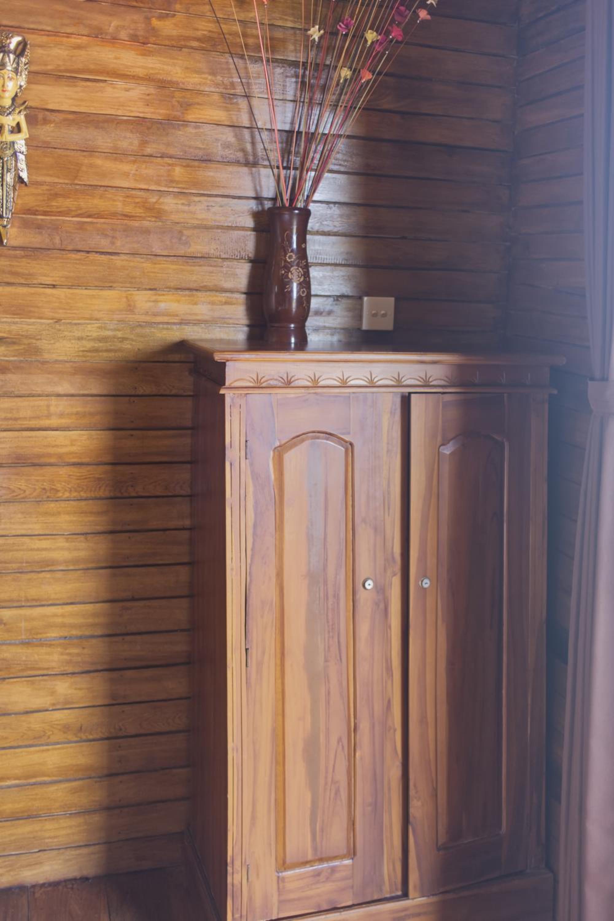 Deluxe Double Room with Balcony and Sea View - Photo 11
