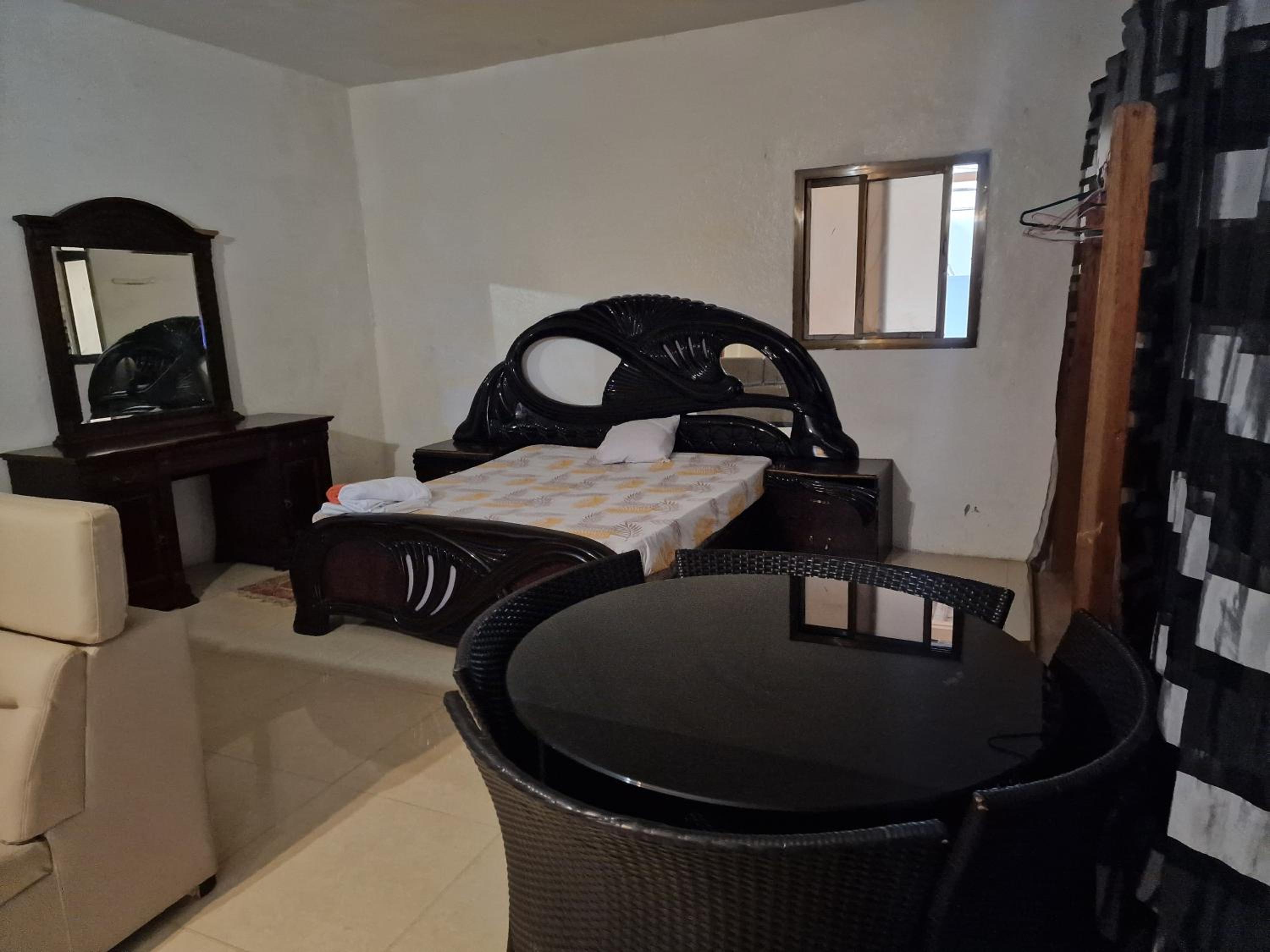 Deluxe Double Room with Side Sea View photo 2