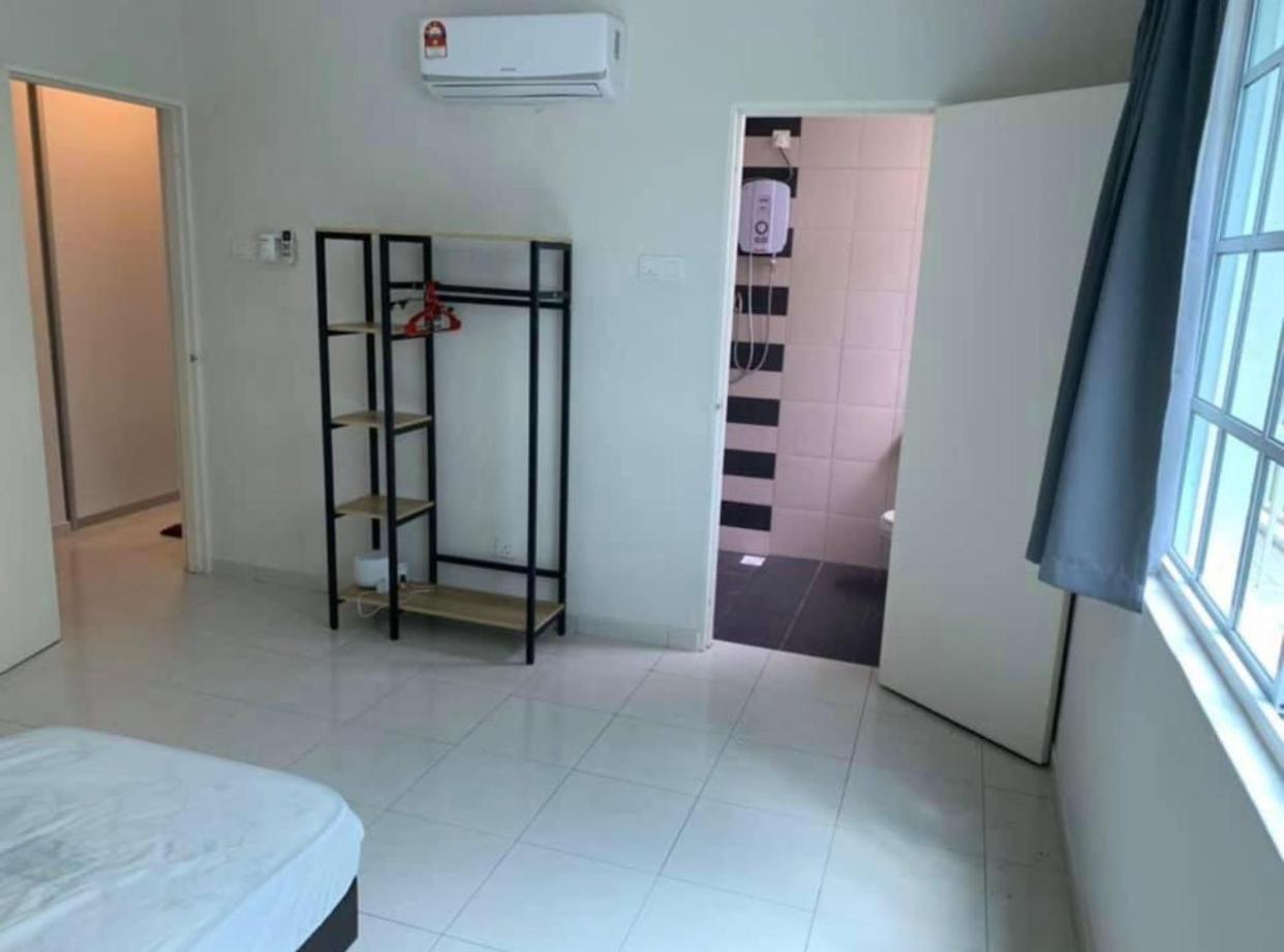 Three-Bedroom Villa photo 3