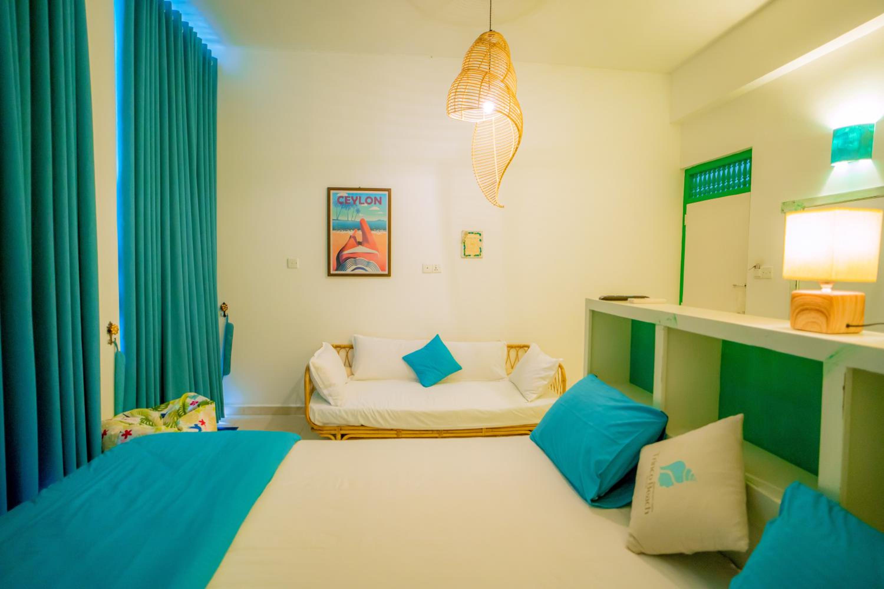 Double Room with Balcony and Sea View photo 3