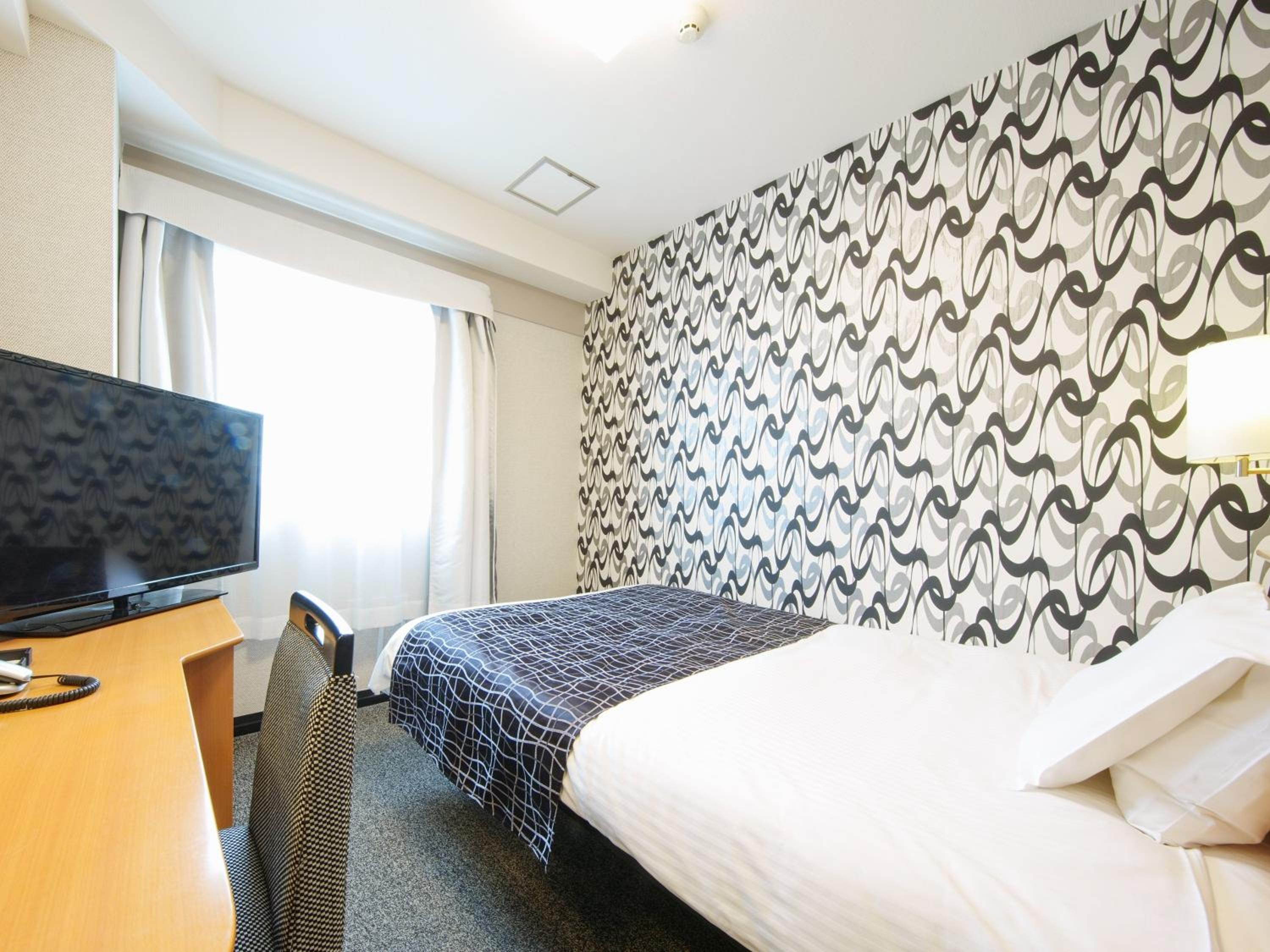 Single Room - Non-Smoking - Photo 1