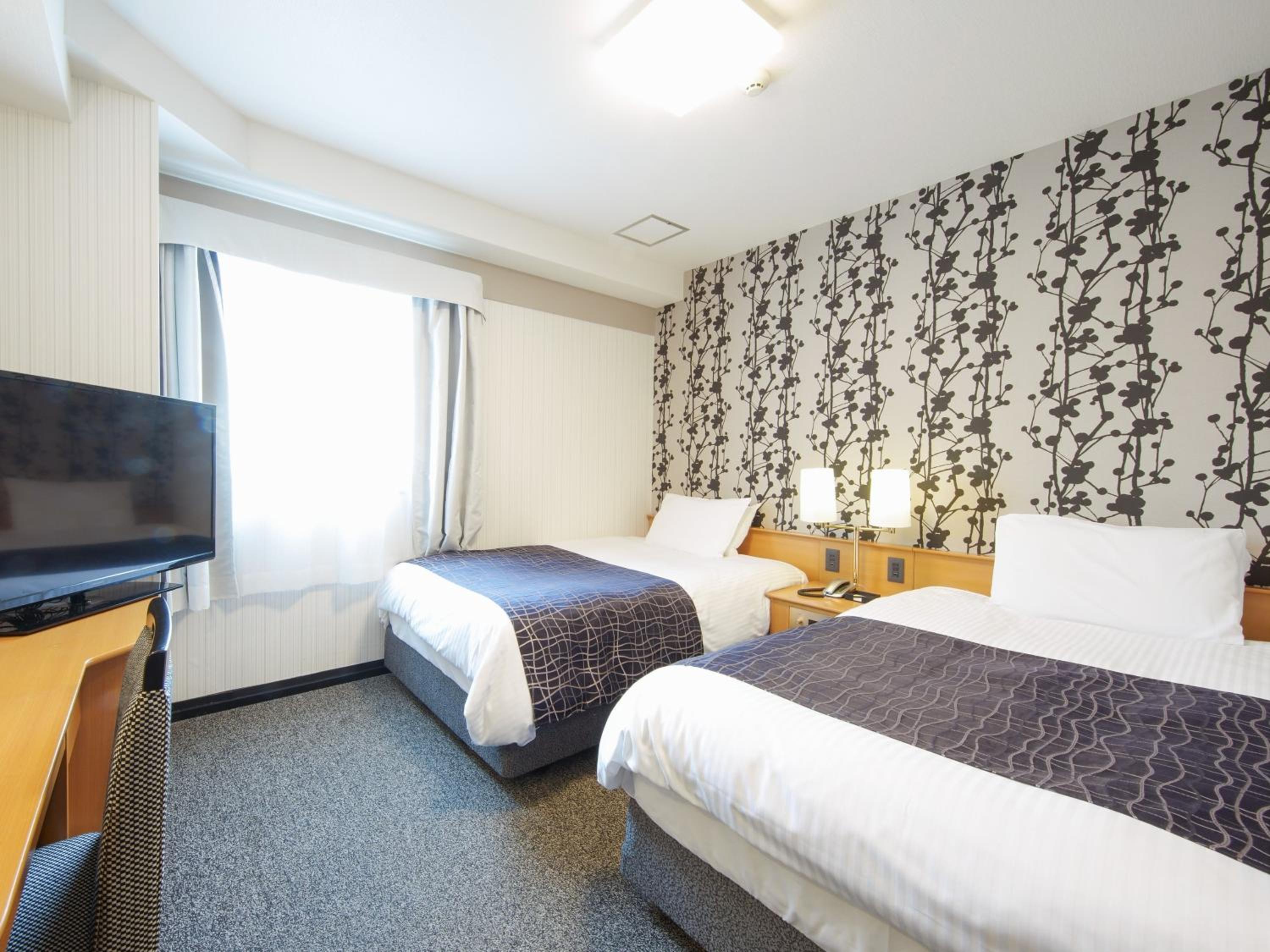 Twin Room - Smoking - Photo 1