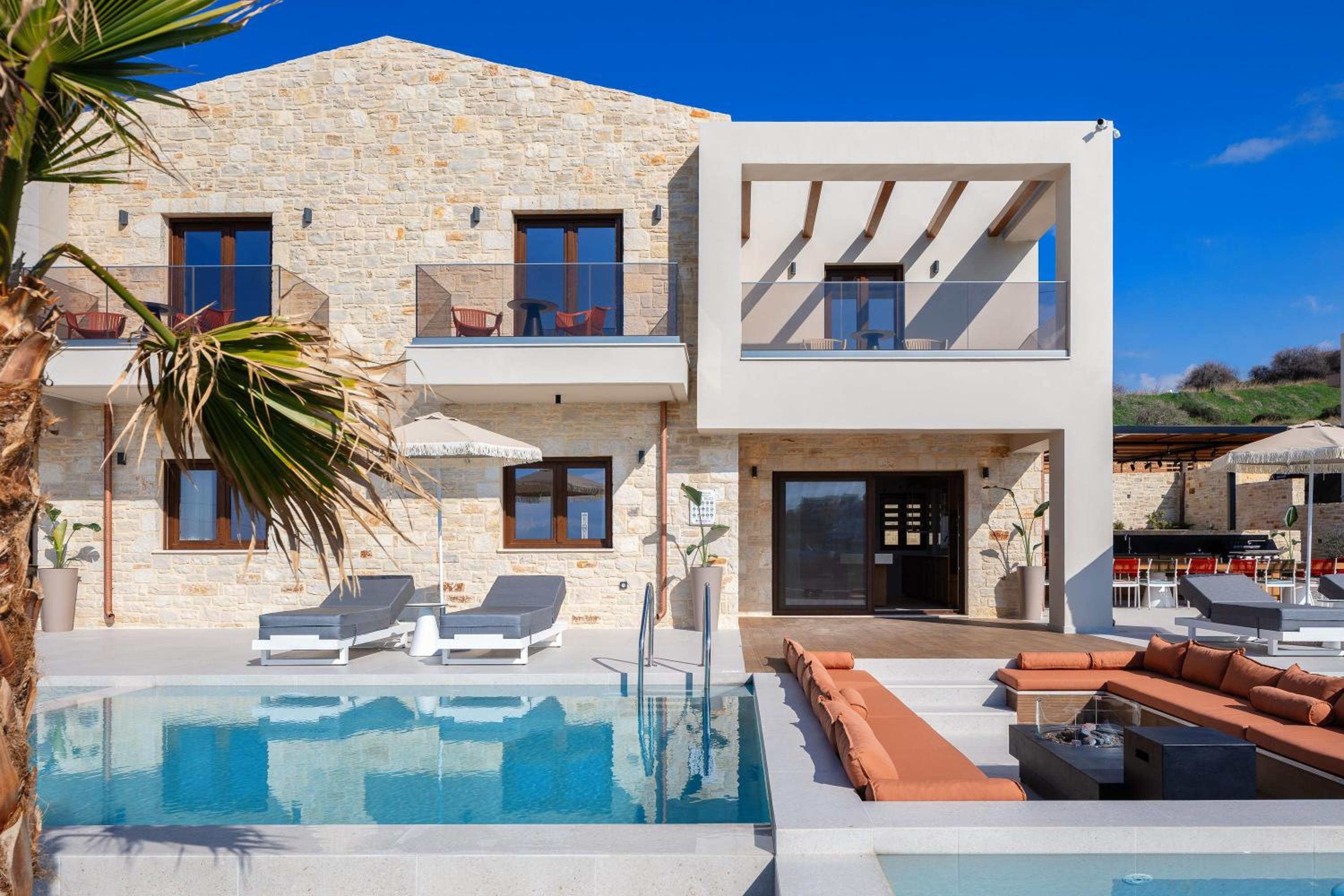 Villa photo 3