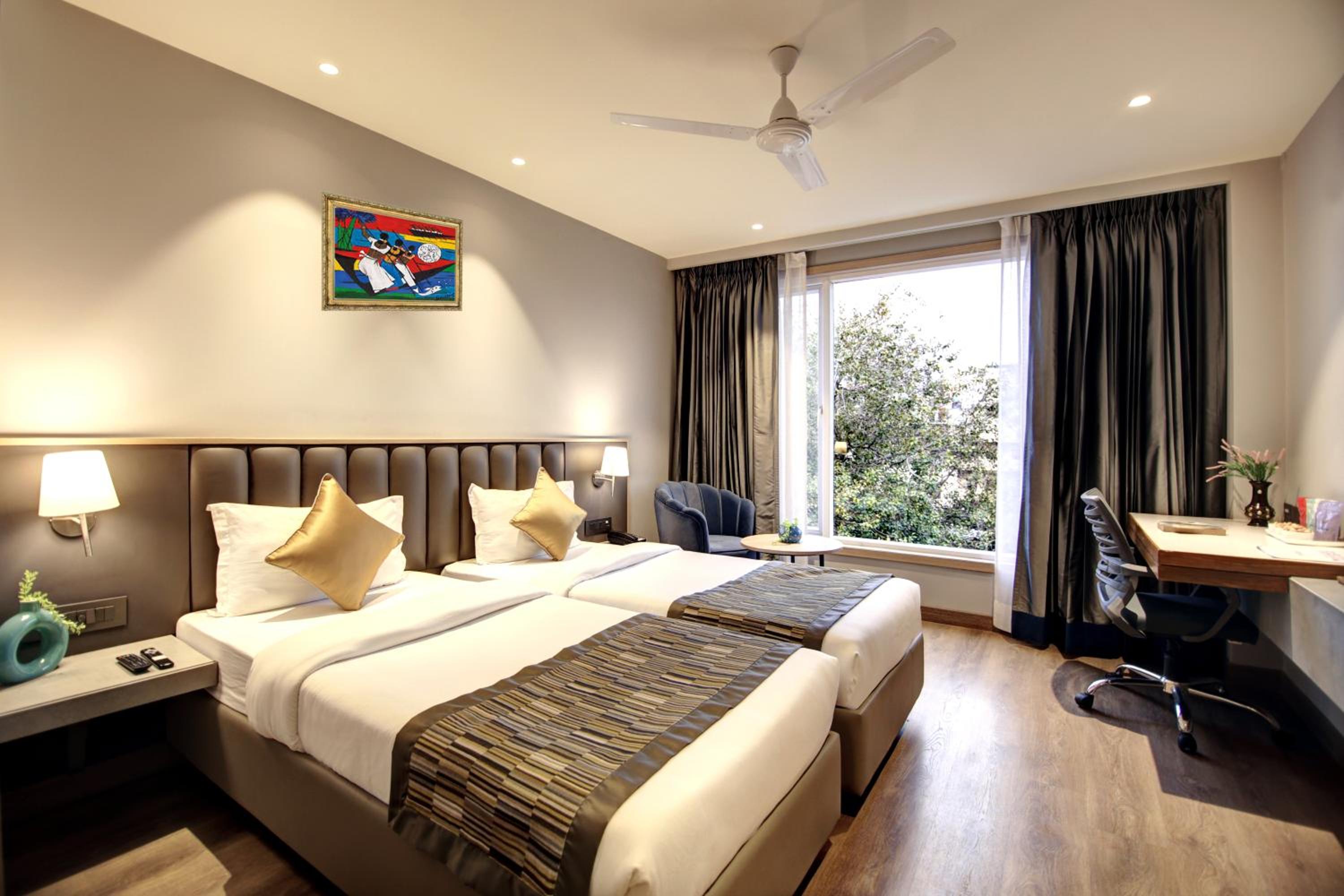 Superior Twin Room - Photo 1