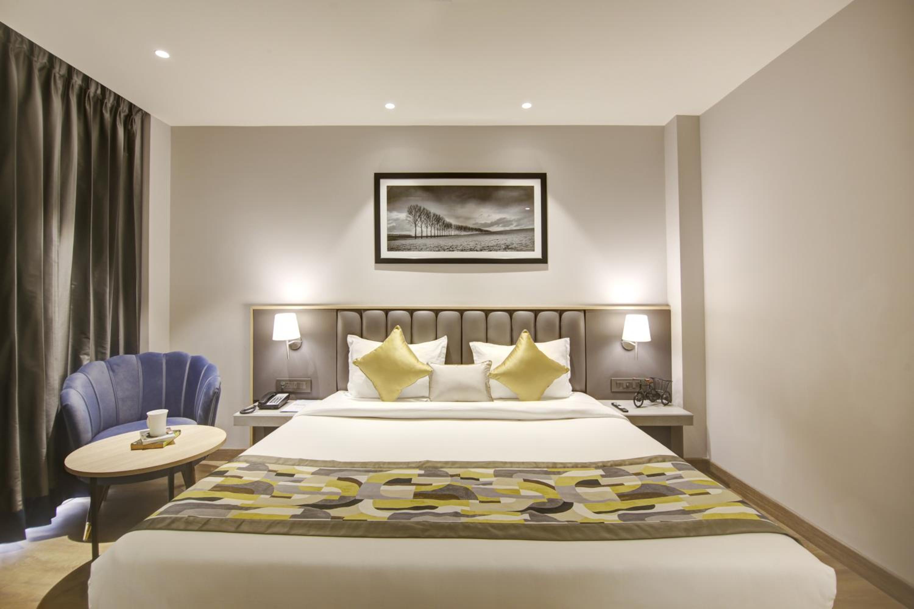 Deluxe Room - Photo 11