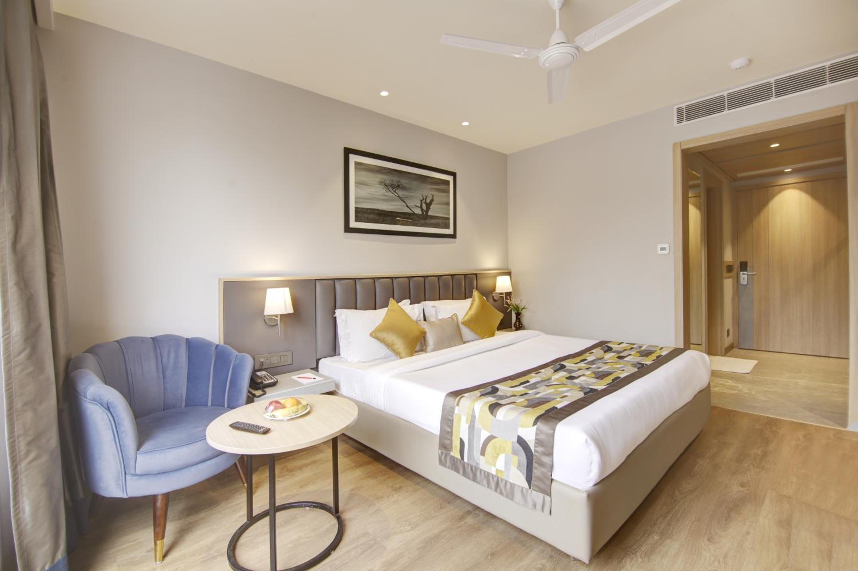 Deluxe Room - Photo 5